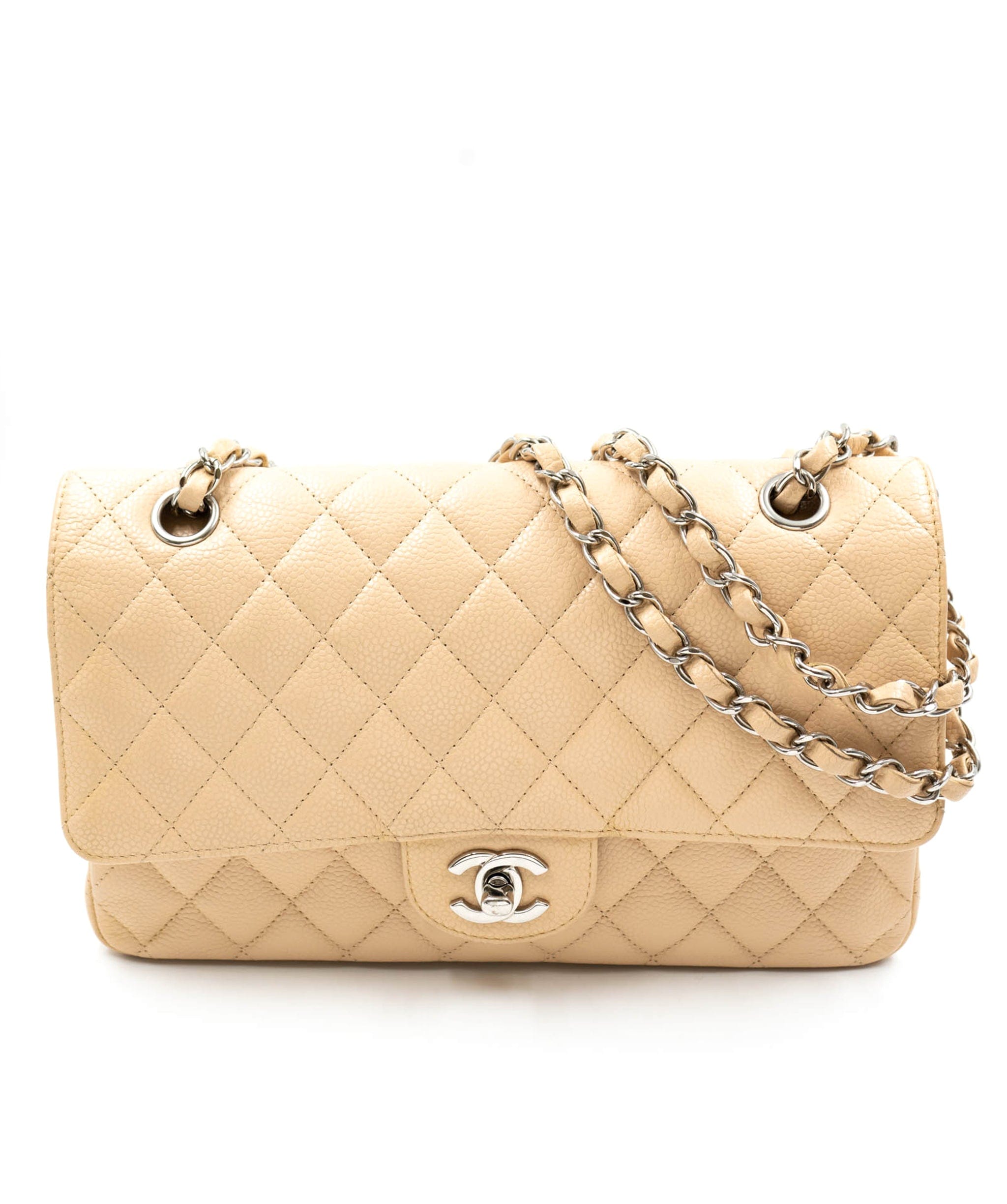 Chanel Chanel 10" Medium Caviar Skin Flap bag with SHW - AWL3799