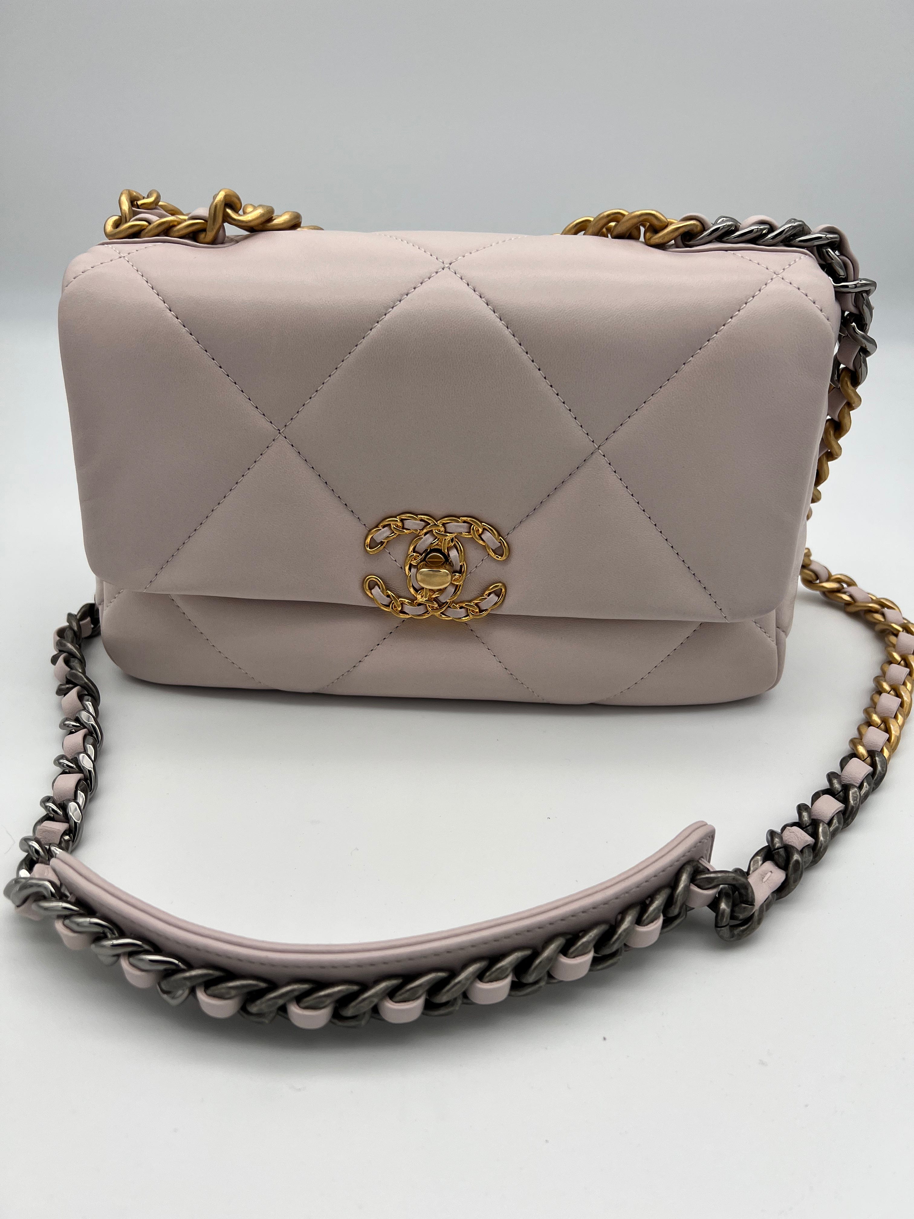 Chanel Chanel 19 Pink Lambskin Leather AGL2381