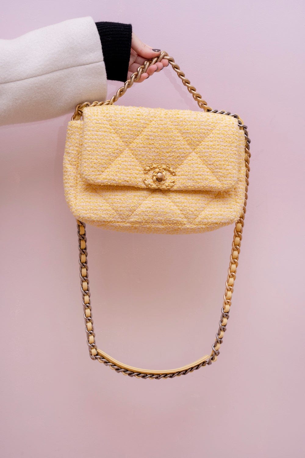 Chanel Chanel 19 Tweed Yellow Flap bag RJL1343