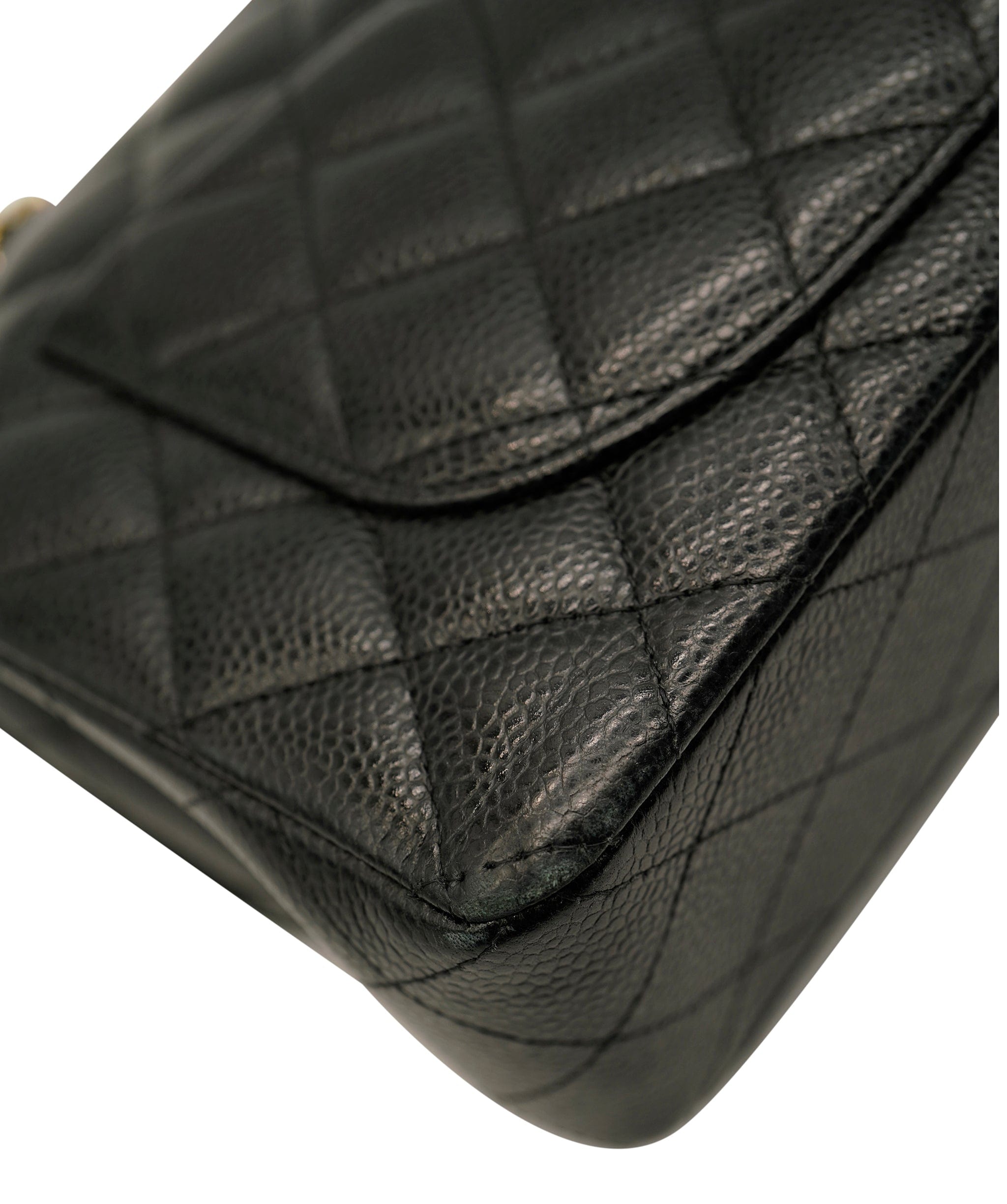 Chanel Chanel 9"Caviar Classic Flap black GHW ASL6934