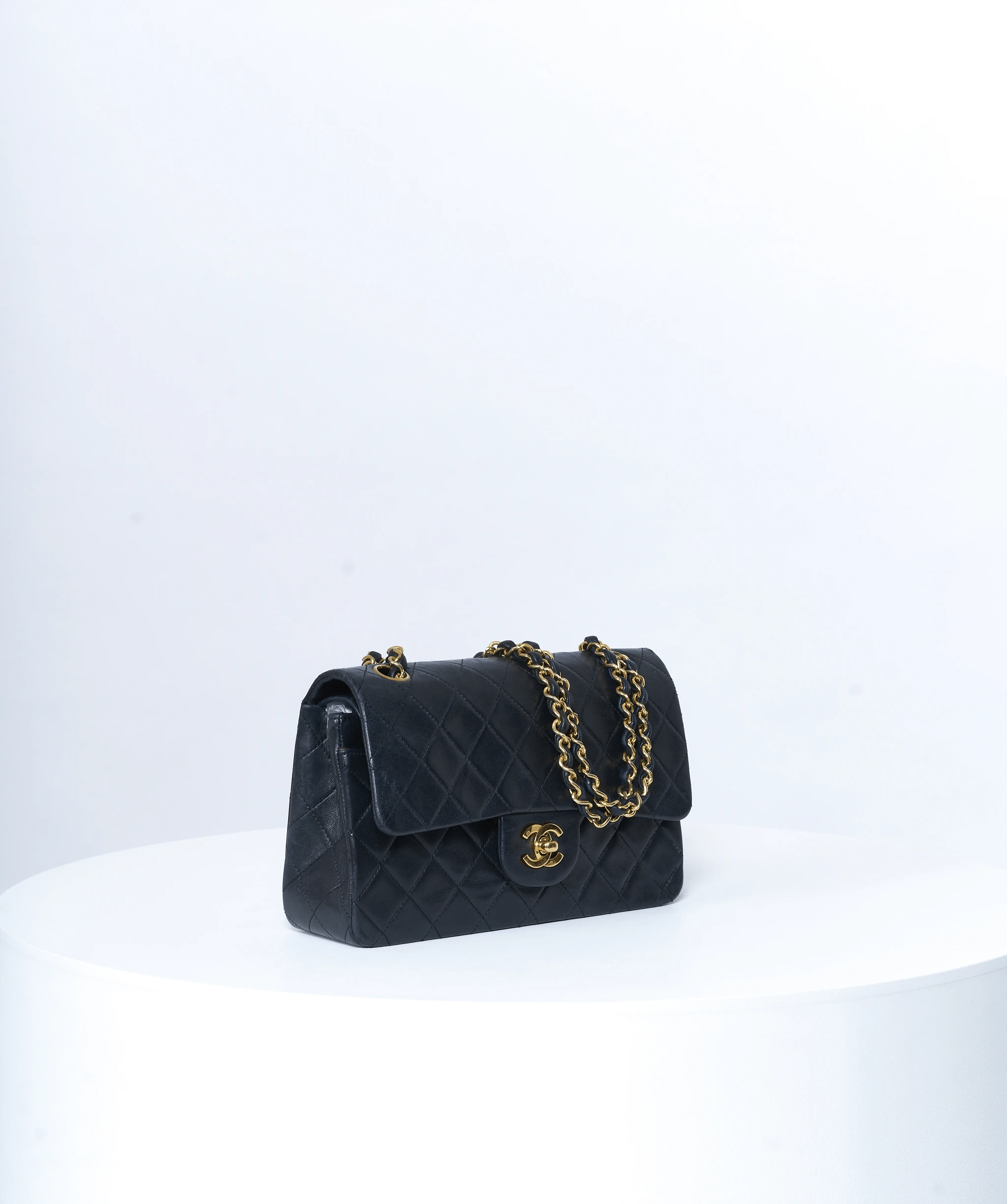 Chanel Chanel 9 inches - small bag