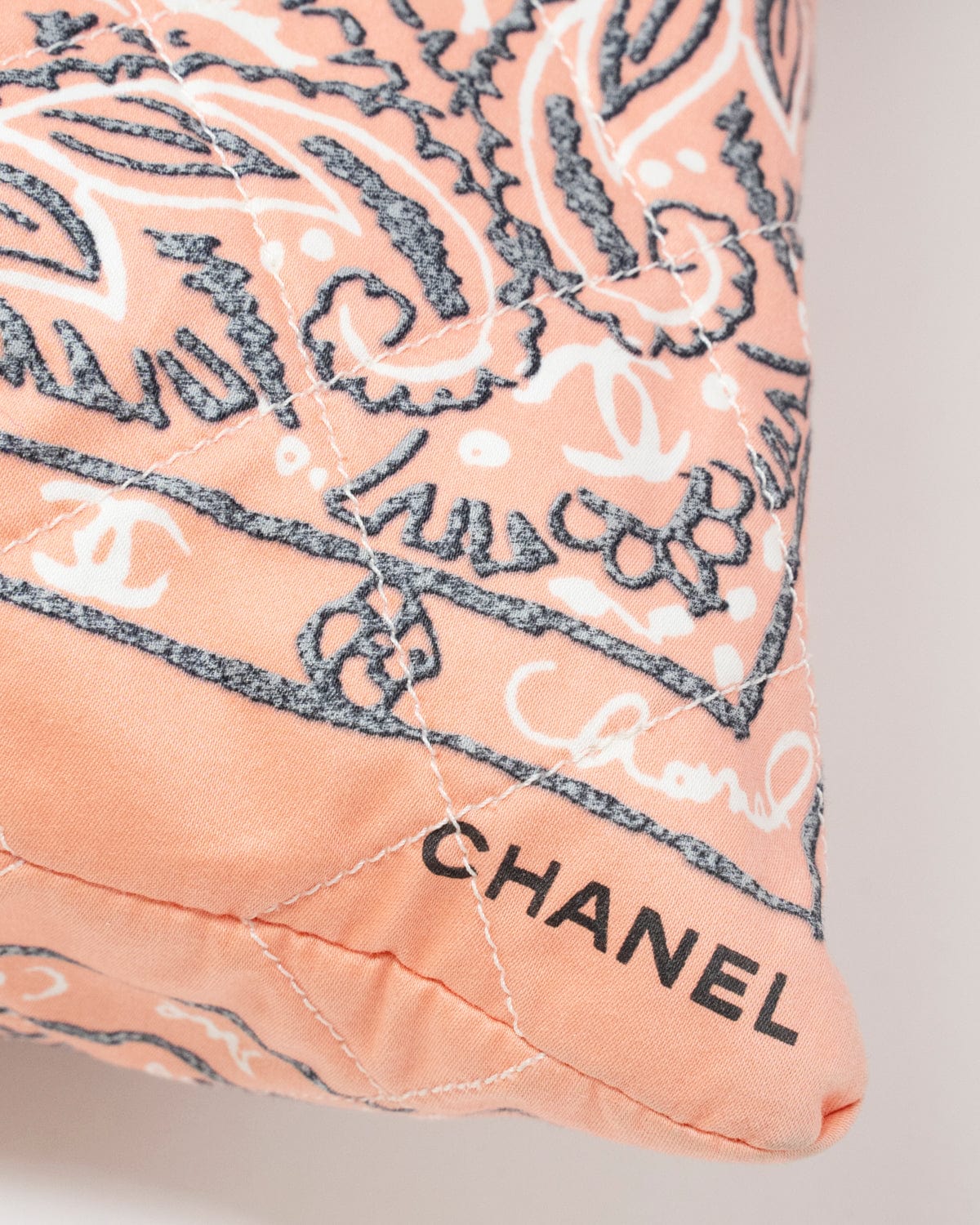 Chanel Chanel Bandana XL Printed Bag - AWL3223