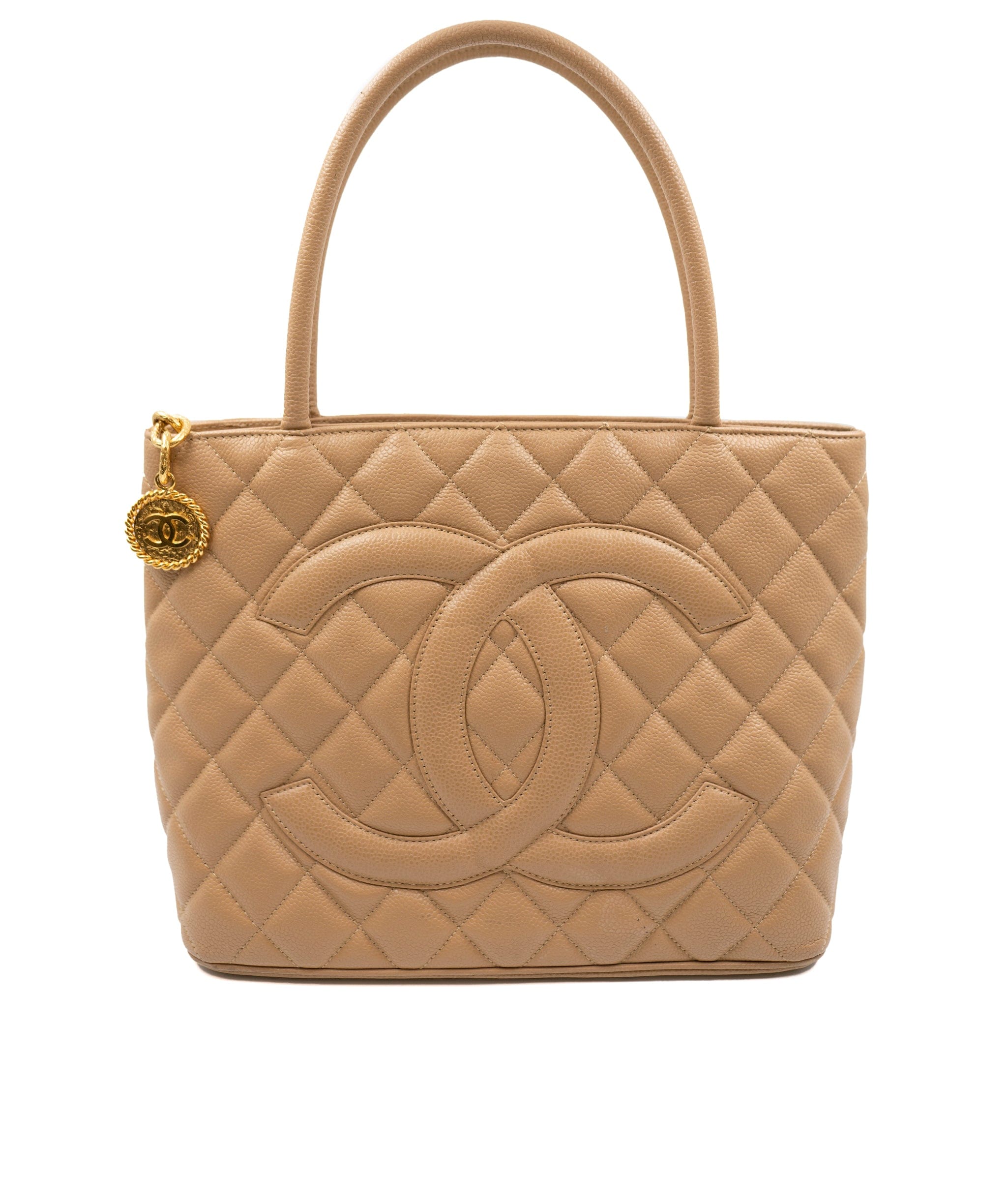 Chanel Chanel beige caviar GHW medallion tote, serial 7686990 - AEC1028