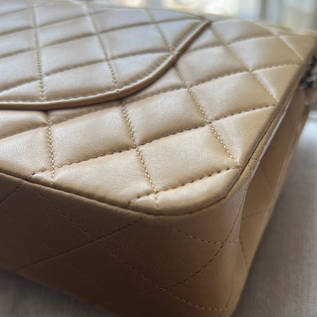 Chanel Chanel Beige Lambskin 2.55 10 Inch ASL3655