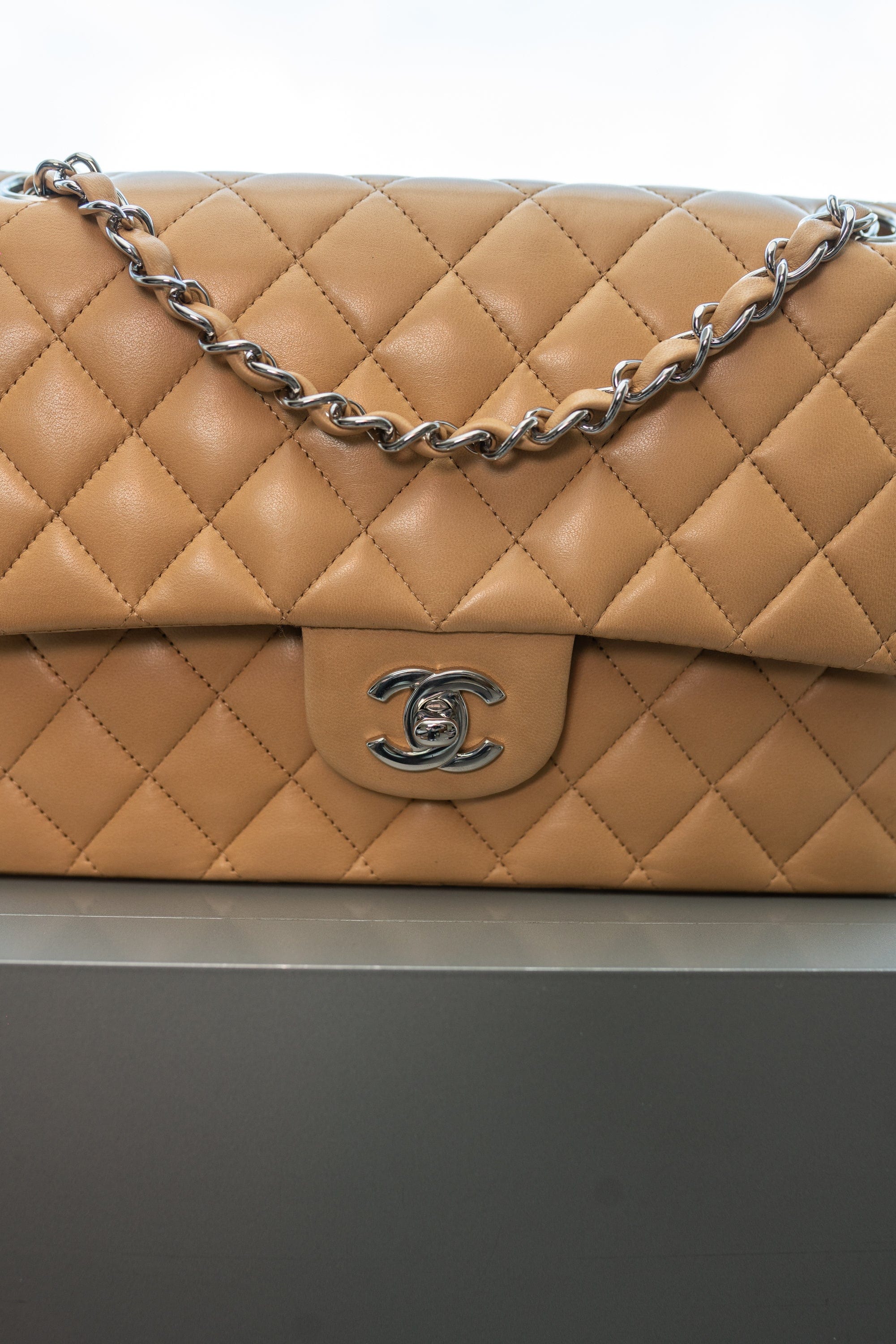 Chanel Chanel Beige Lambskin 2.55 10 Inch ASL3655