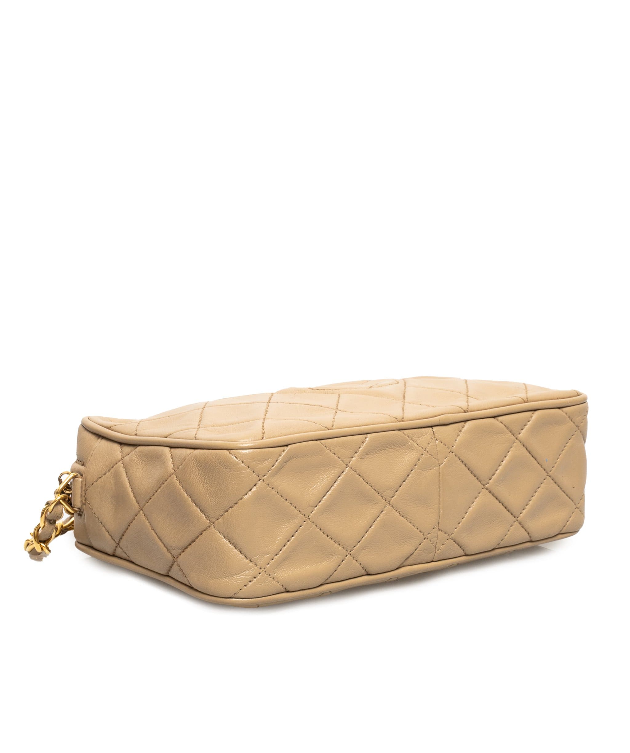 Chanel Chanel Beige Lambskin Camera Bag - AGL1338