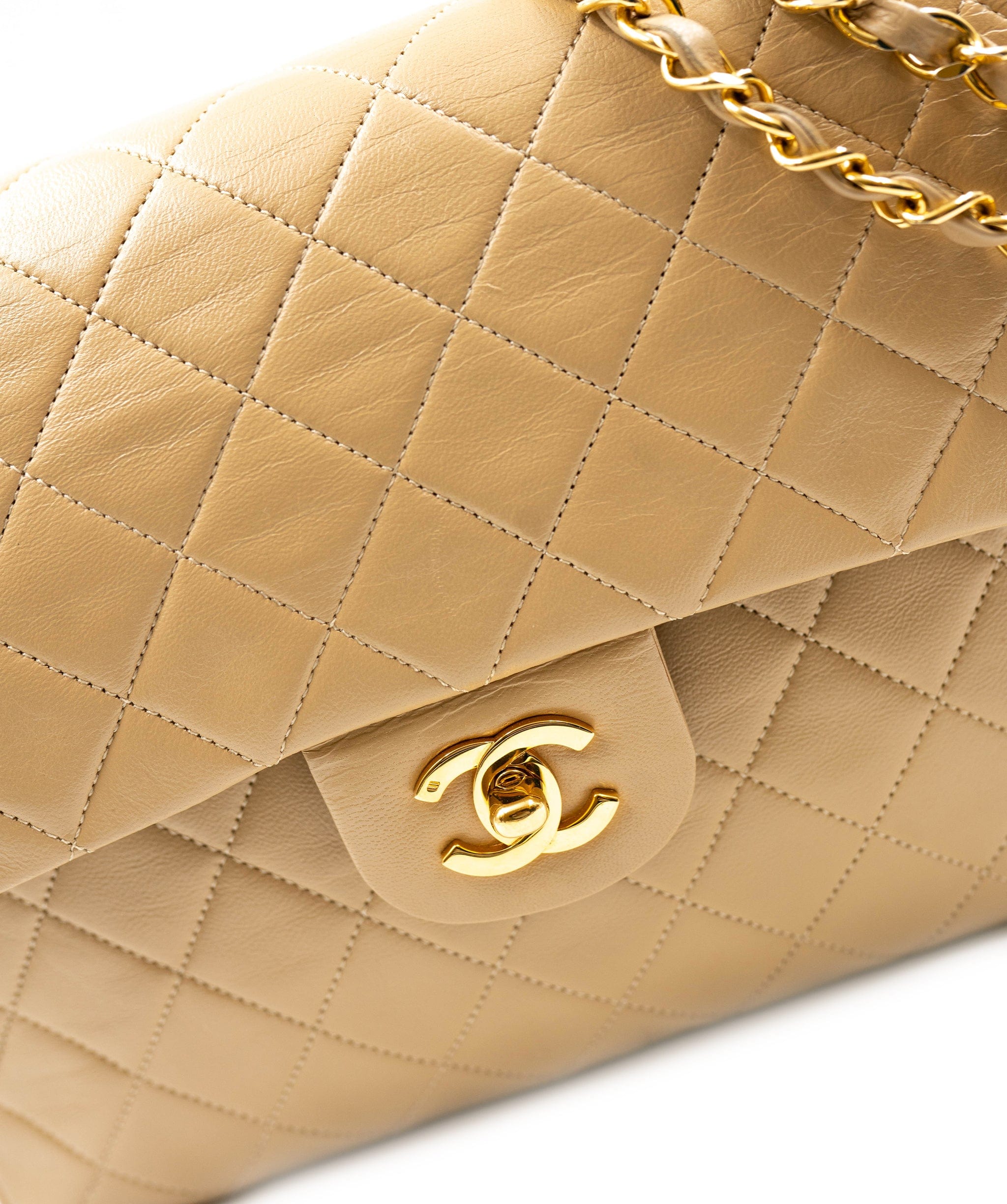 Chanel Chanel beige lambskin square GHW bag AGL2317