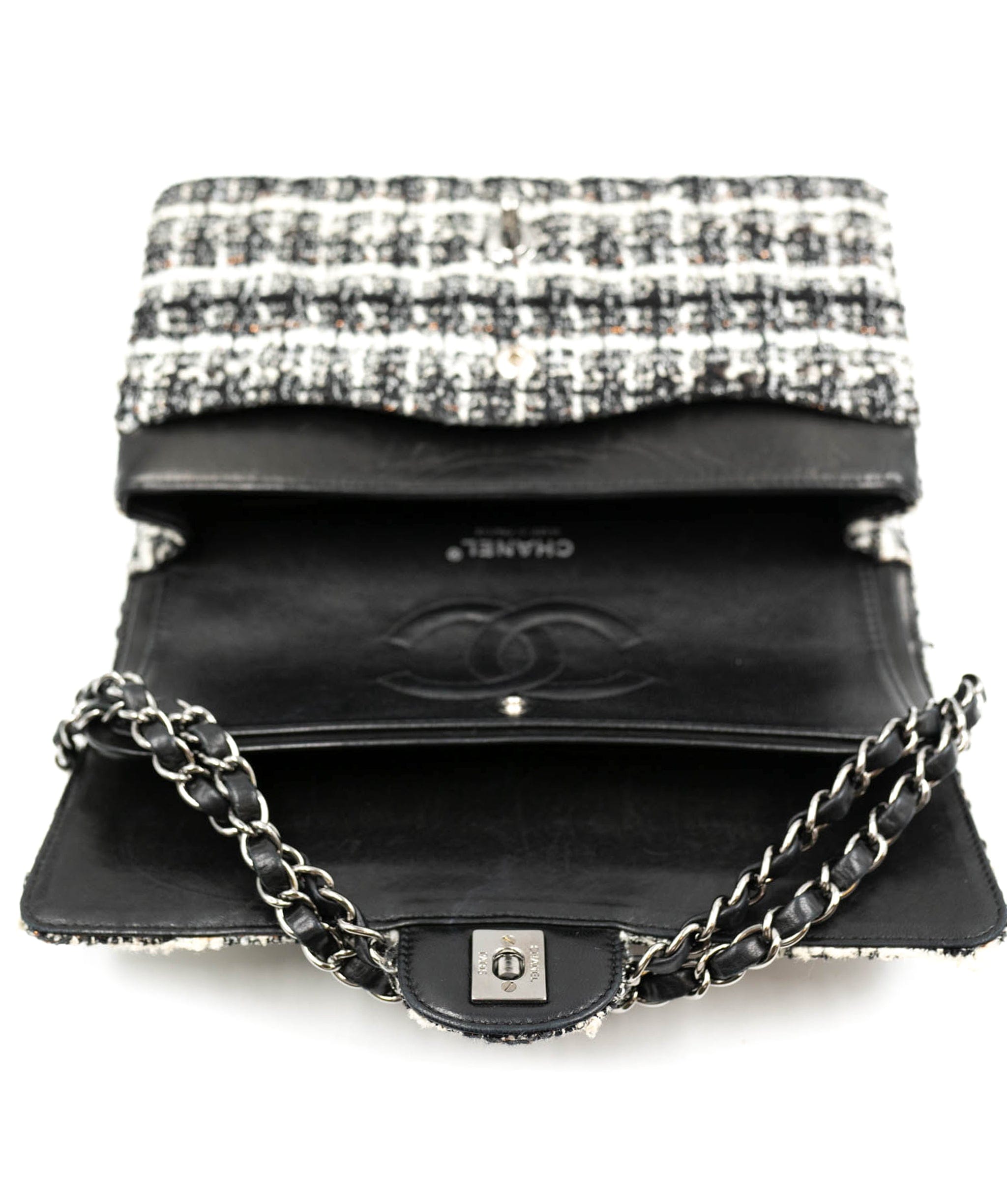 Chanel Chanel Black and White Tweed Classic Medium Double Flap - AWC1599