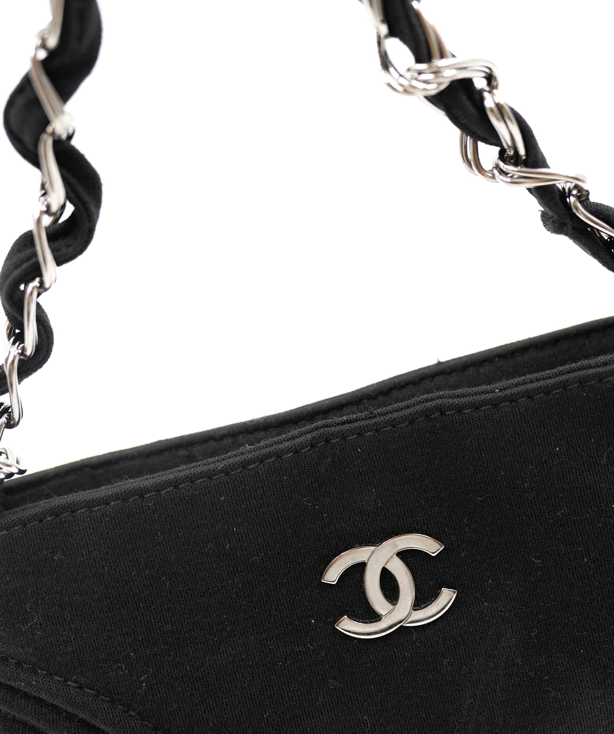 Chanel Chanel black canvas shoulder bag - AJC0031