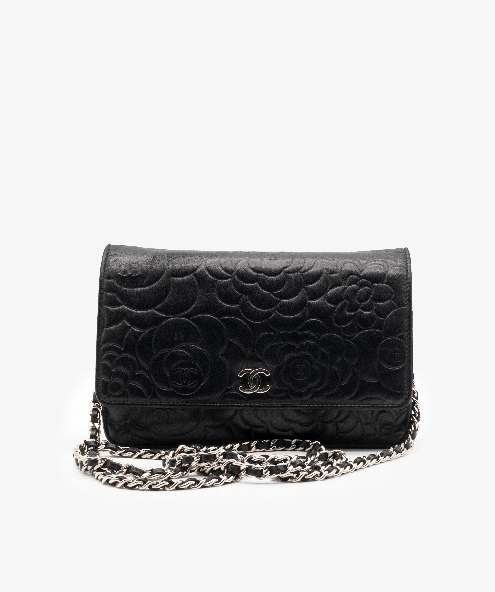 Chanel Chanel Black CC Camellia Quilted Wallet On Chain