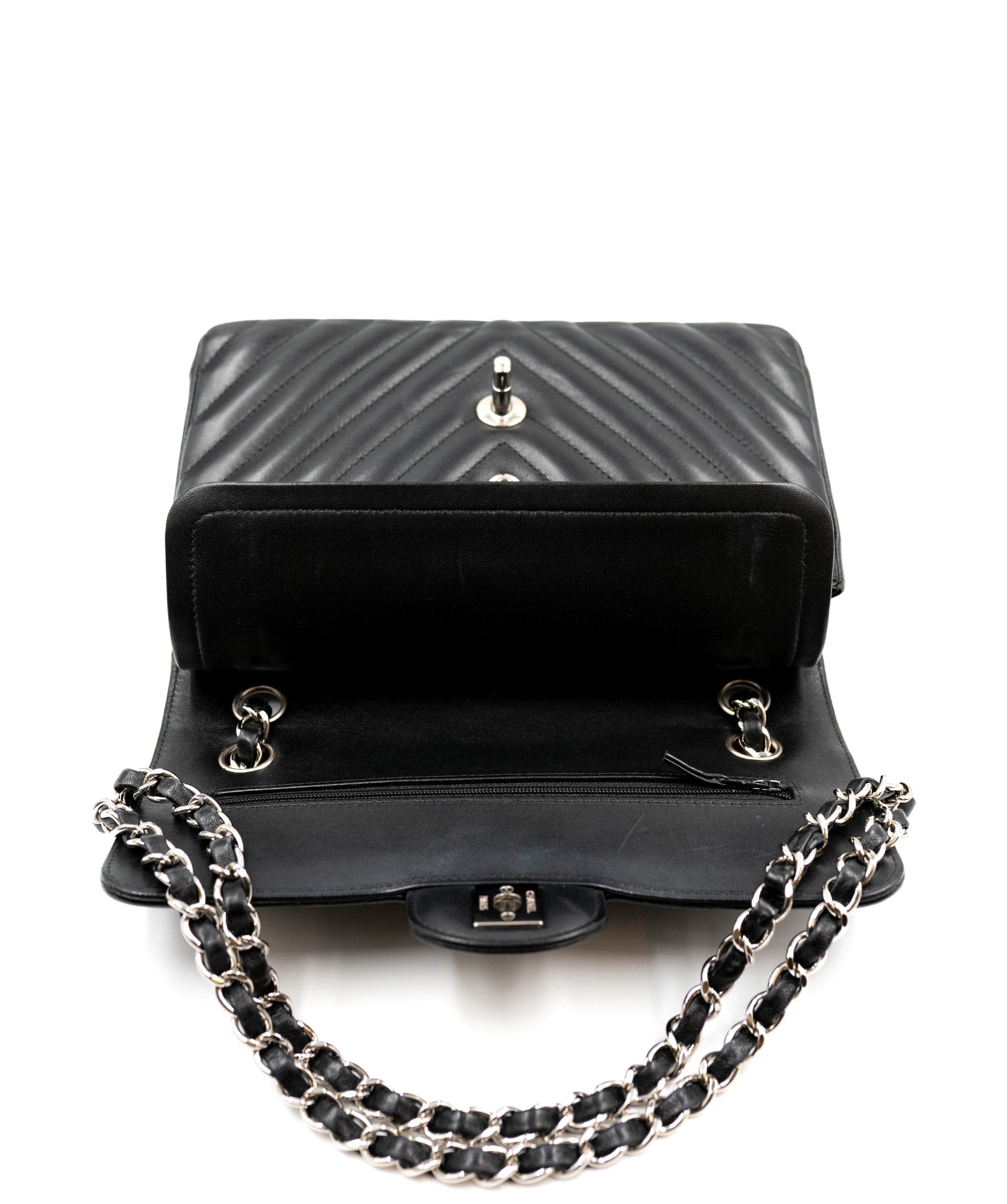 Chanel Chanel black chevron double flap bag  ADL2102