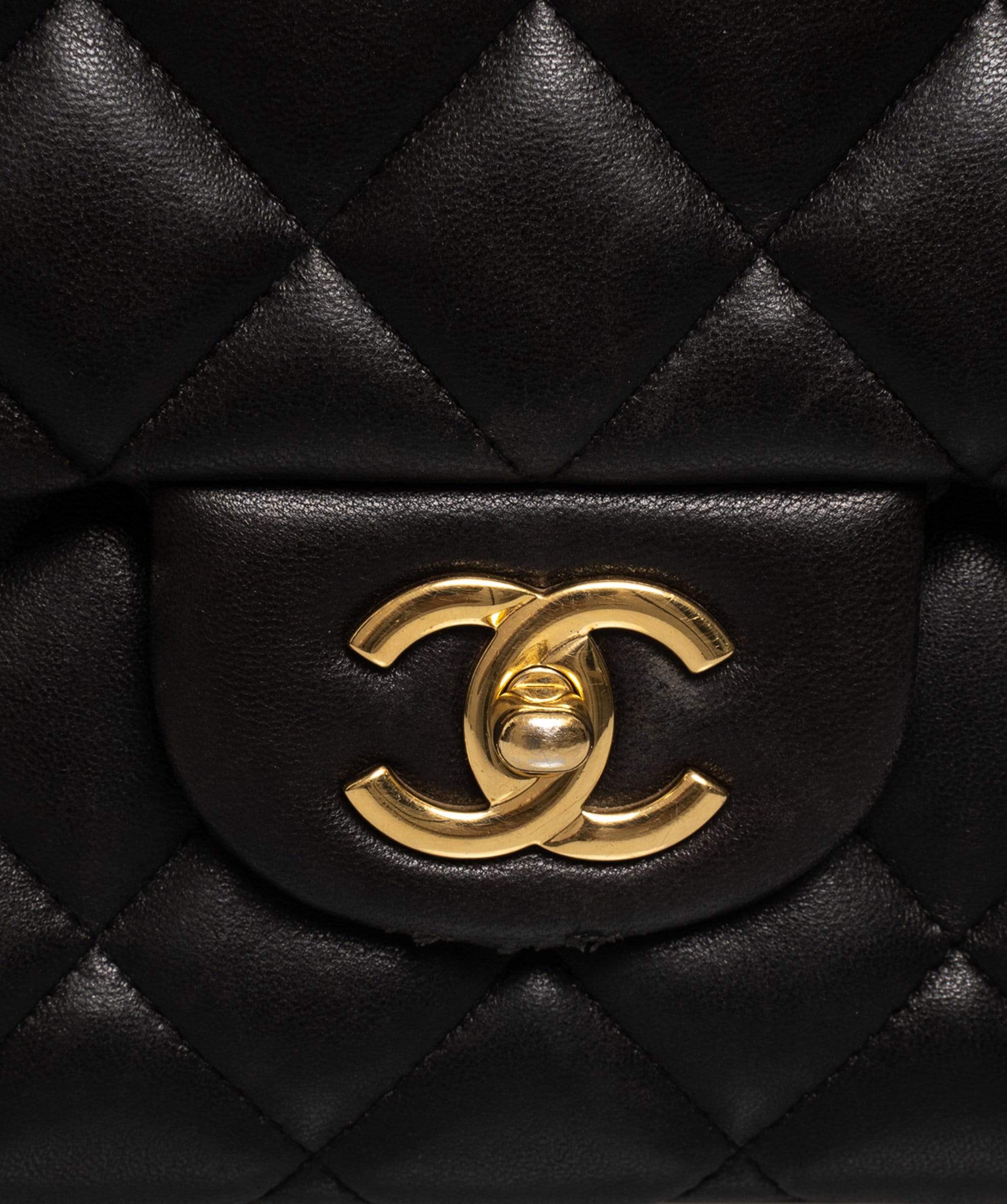 Chanel Chanel Black Lambskin Leather Jumbo Single Flap Bag - AGL1048