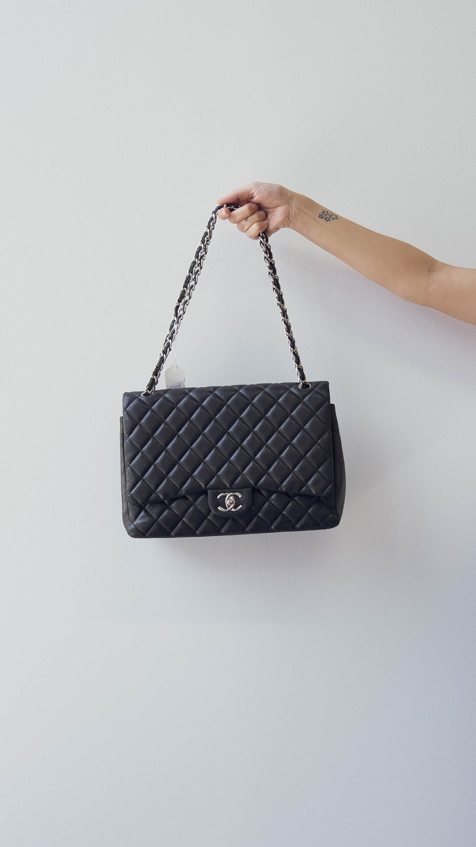 Chanel Chanel Black Lambskin Leather Maxi Double Classic Flap Bag PHW - AGL1844