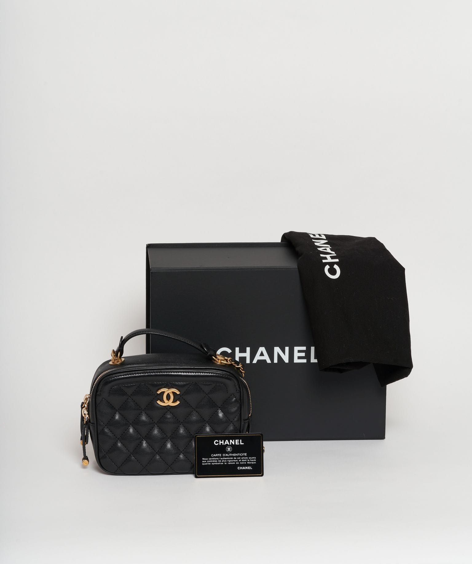 Chanel Chanel Black Lambskin Quilted Vanity Case GHW