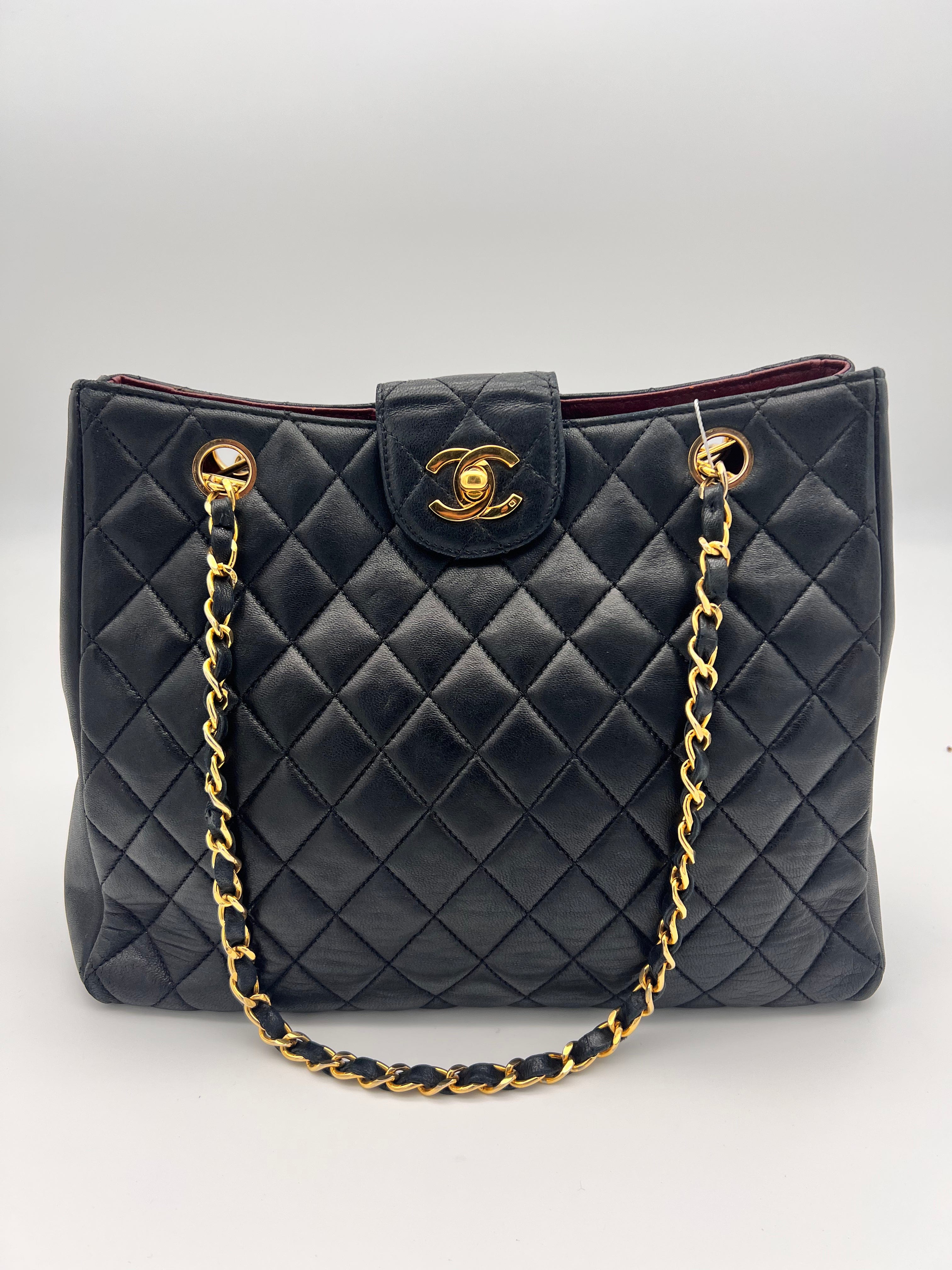 Chanel Chanel Black  Lambskin Shoulder Bag RJC1348