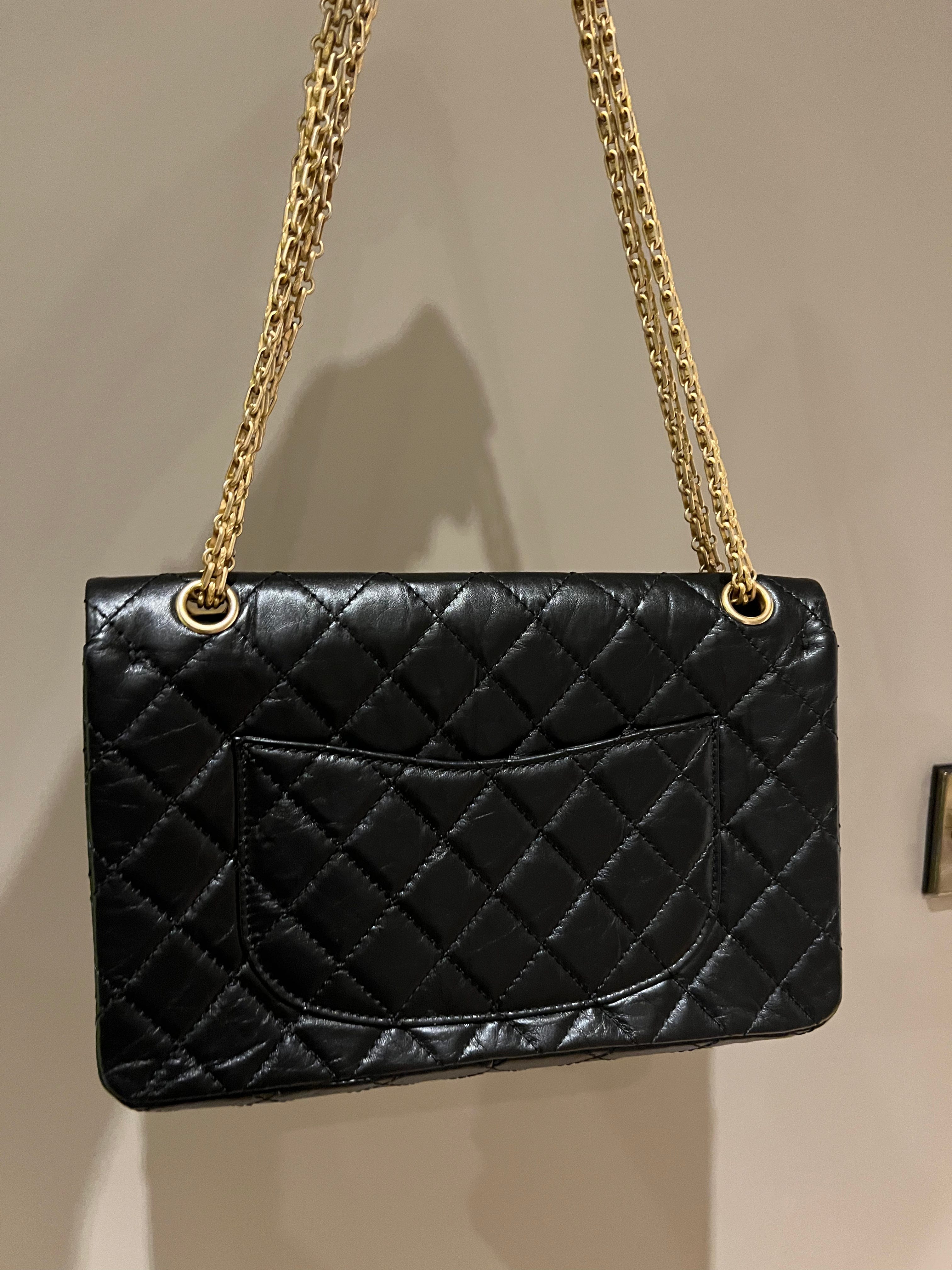 Chanel Chanel black medium classic flap, reissue chain UKL1009