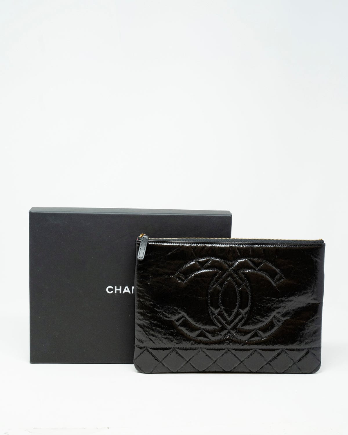 Chanel Chanel Black Patent Leather CC Quilted Clutch Pouch - AGL1717