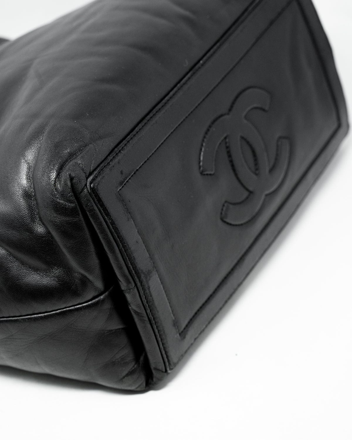 Chanel Chanel Black Small Lambskin Cocoon Bag - ASL2292