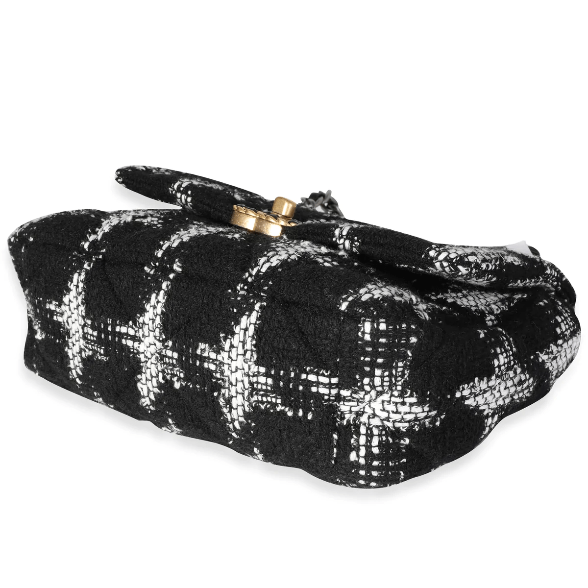 Chanel Chanel Black & White Tweed Quilted Medium Chanel 19 Flap 118562