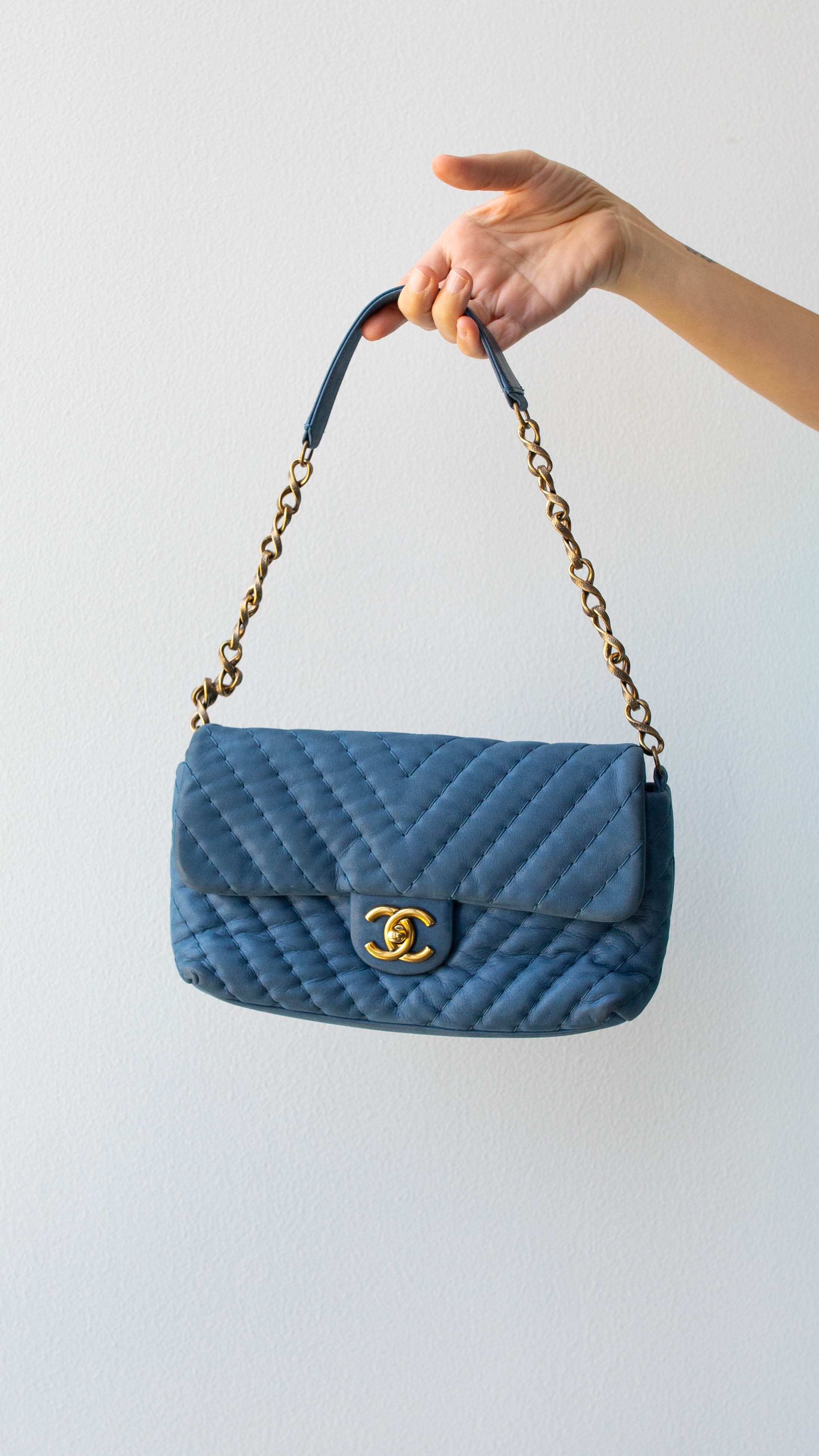 Chanel Chanel Blue Chevron Flap bag RJL1702