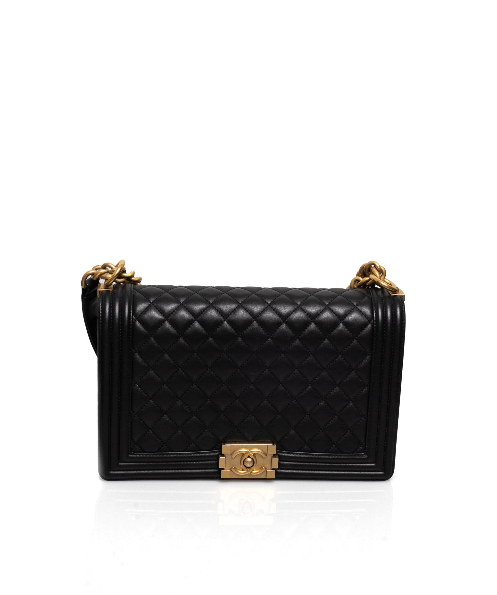 Chanel Chanel Boy bag Black with Gold Hardware - ASL1588