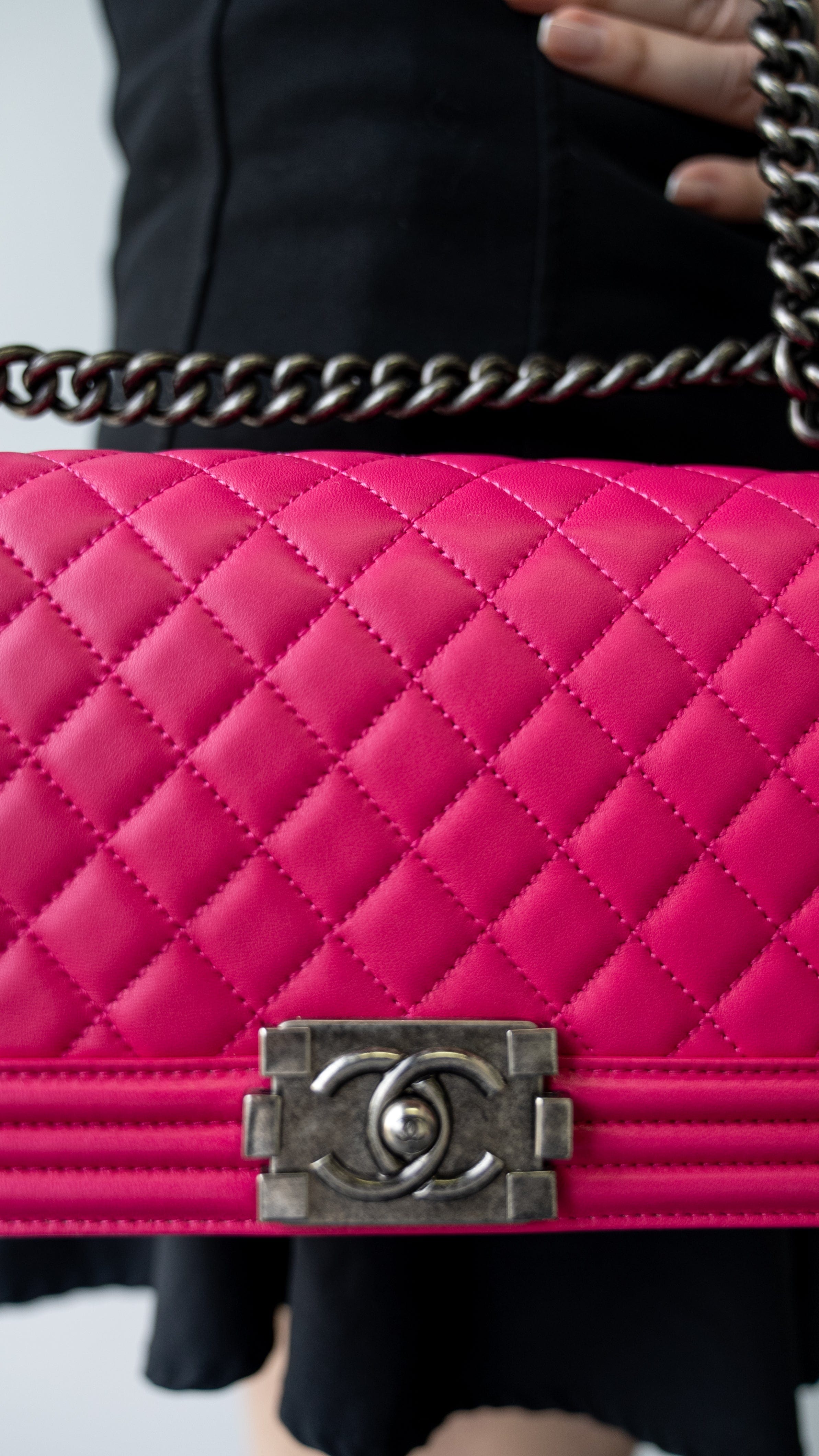 Chanel Chanel Boy Bag Pink ASL3927