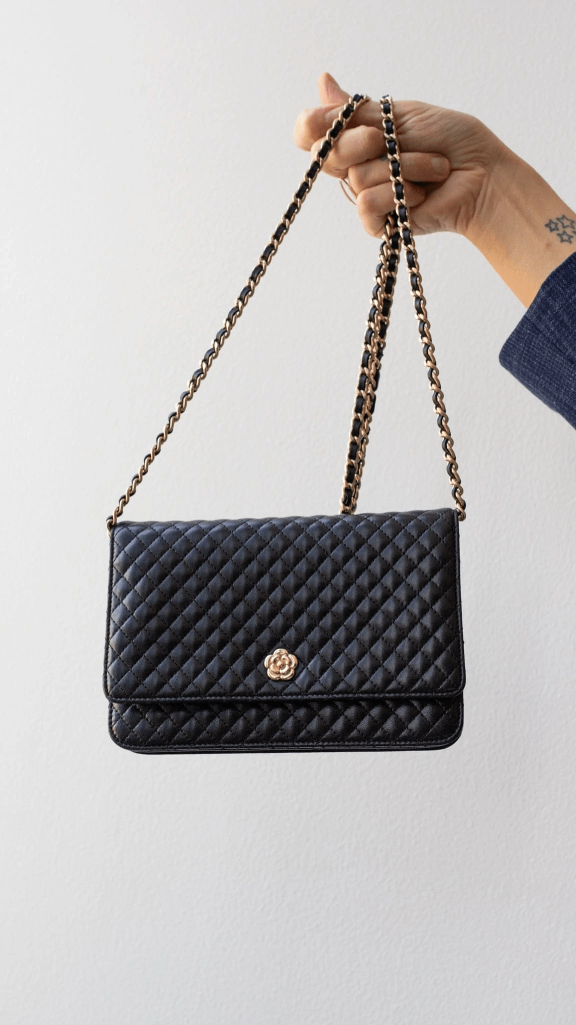 Chanel Chanel Camellia Matelasse Wallet on Chain RJL1566