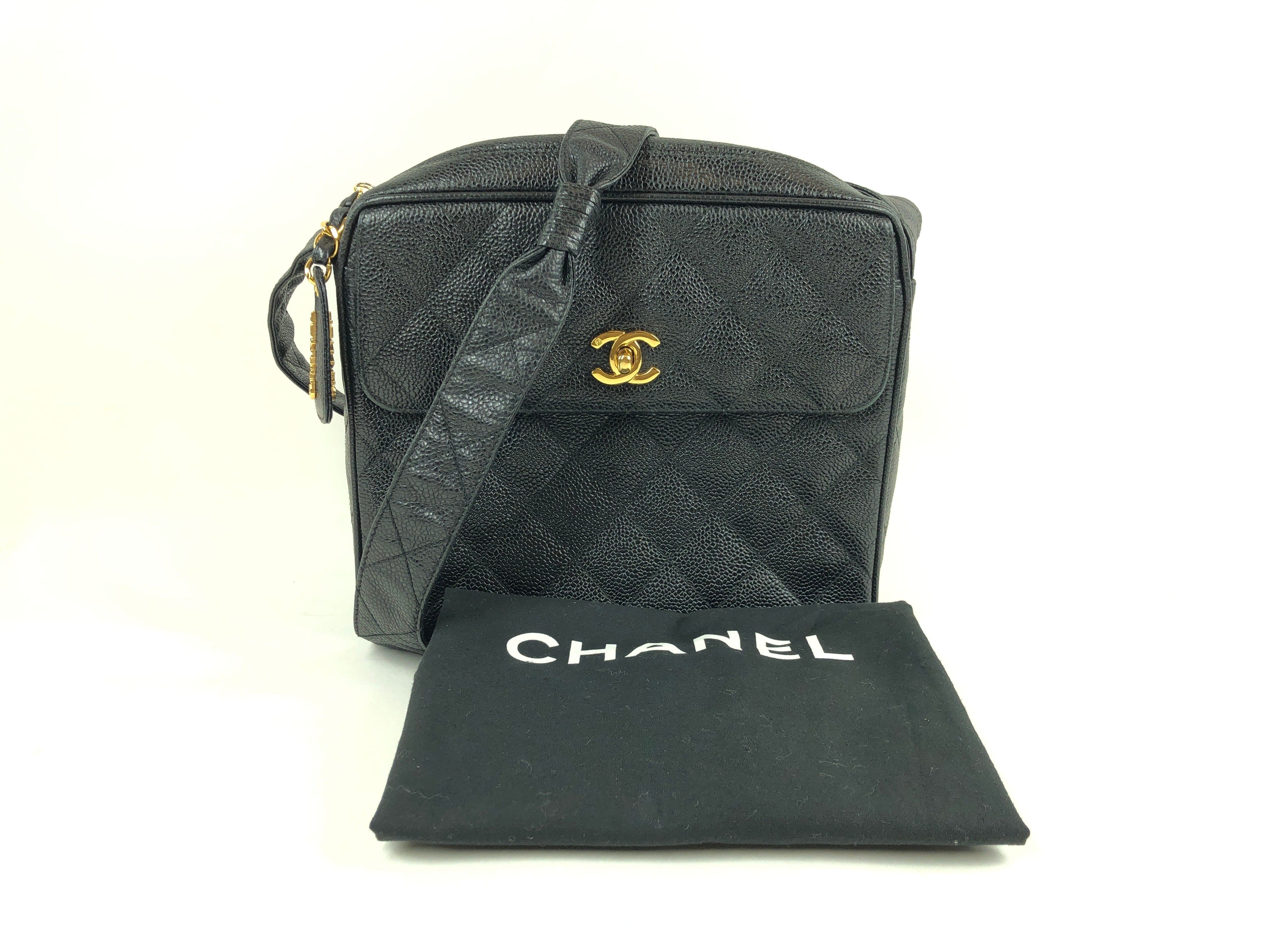 Chanel Chanel Caviar Kinkin Shoulder Bag PXL1259