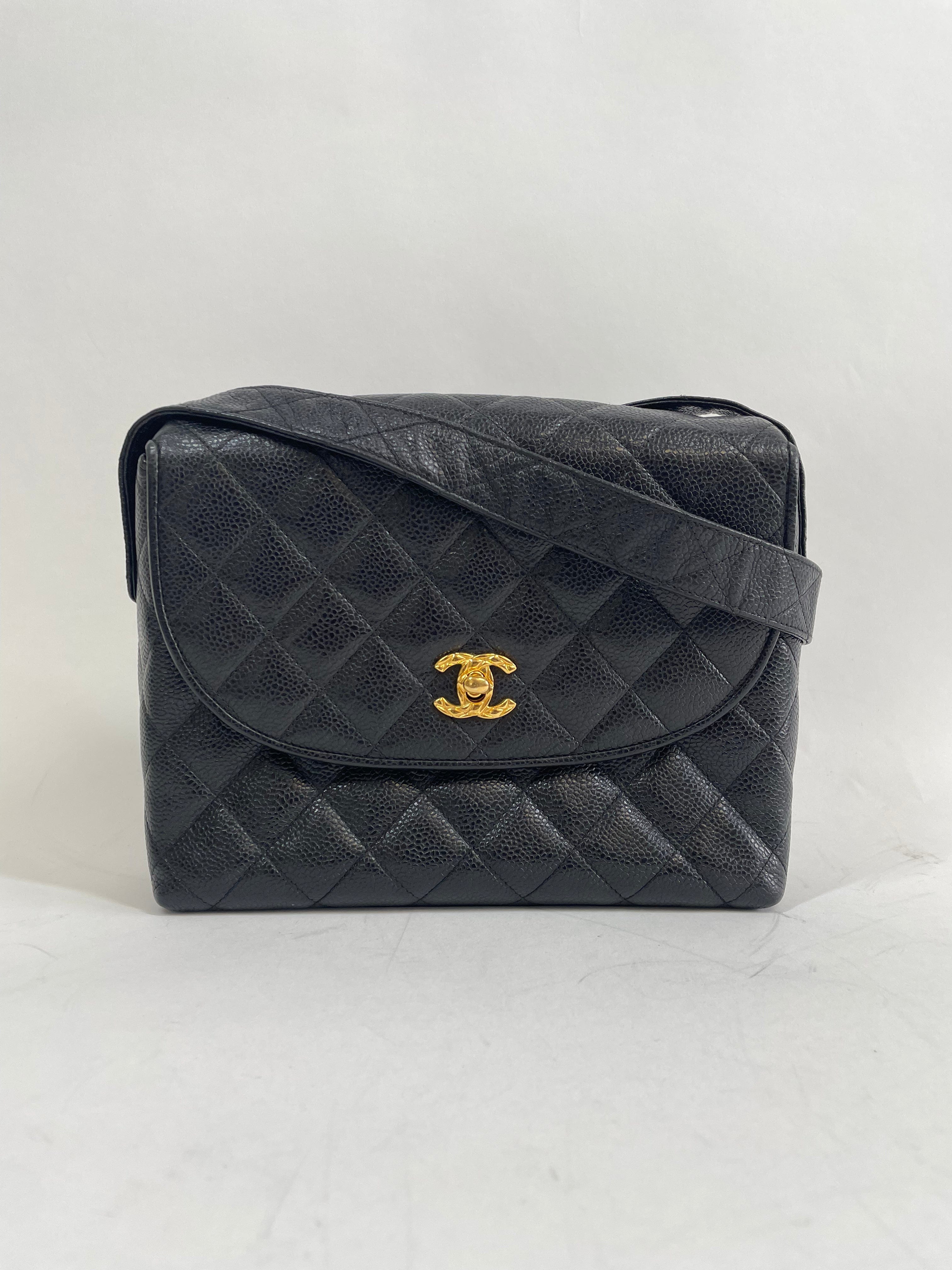 Chanel Chanel Caviar Quilted Shoulder Bag PXL1152