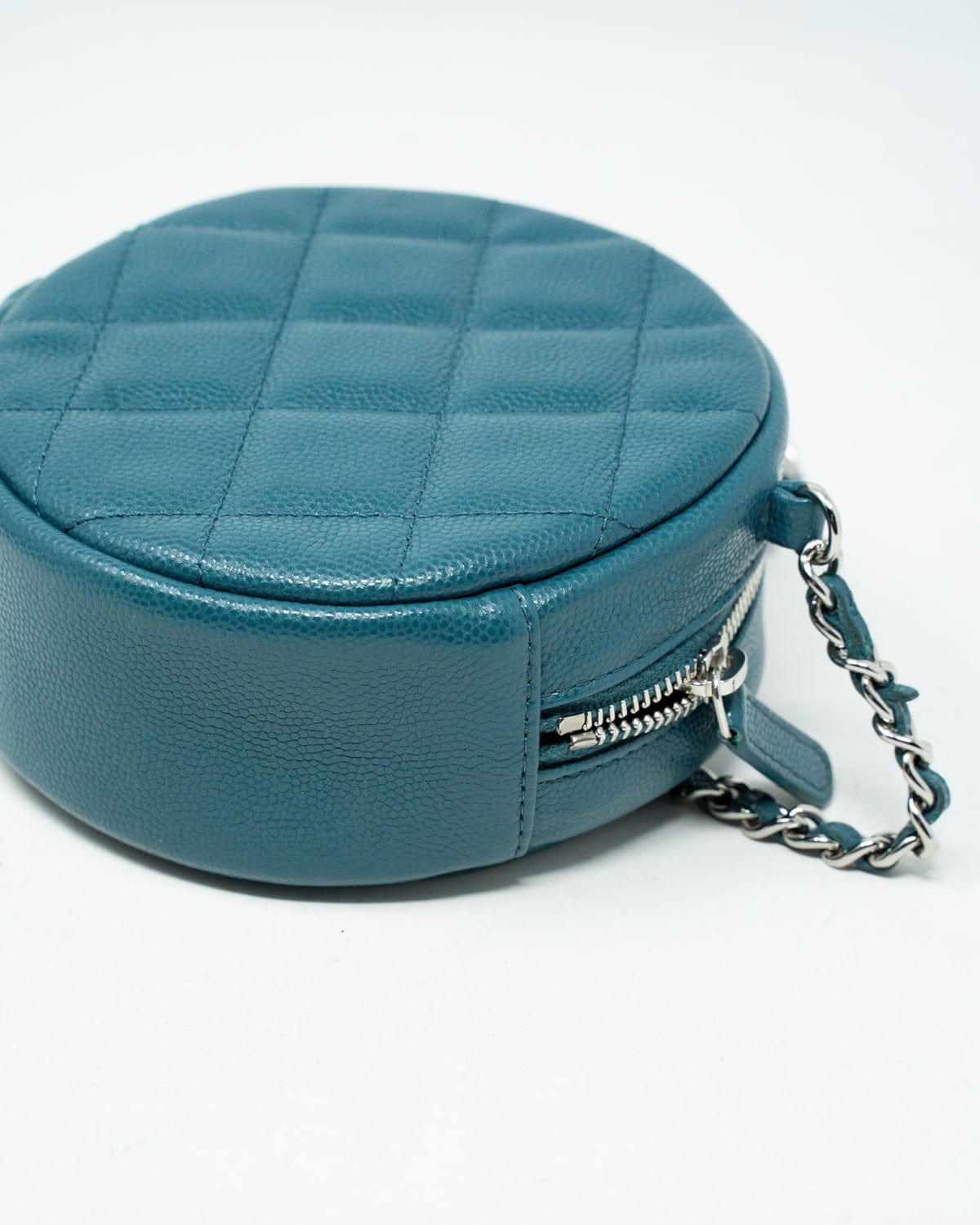 Chanel Chanel caviar Round Teal Bag - ADL1944