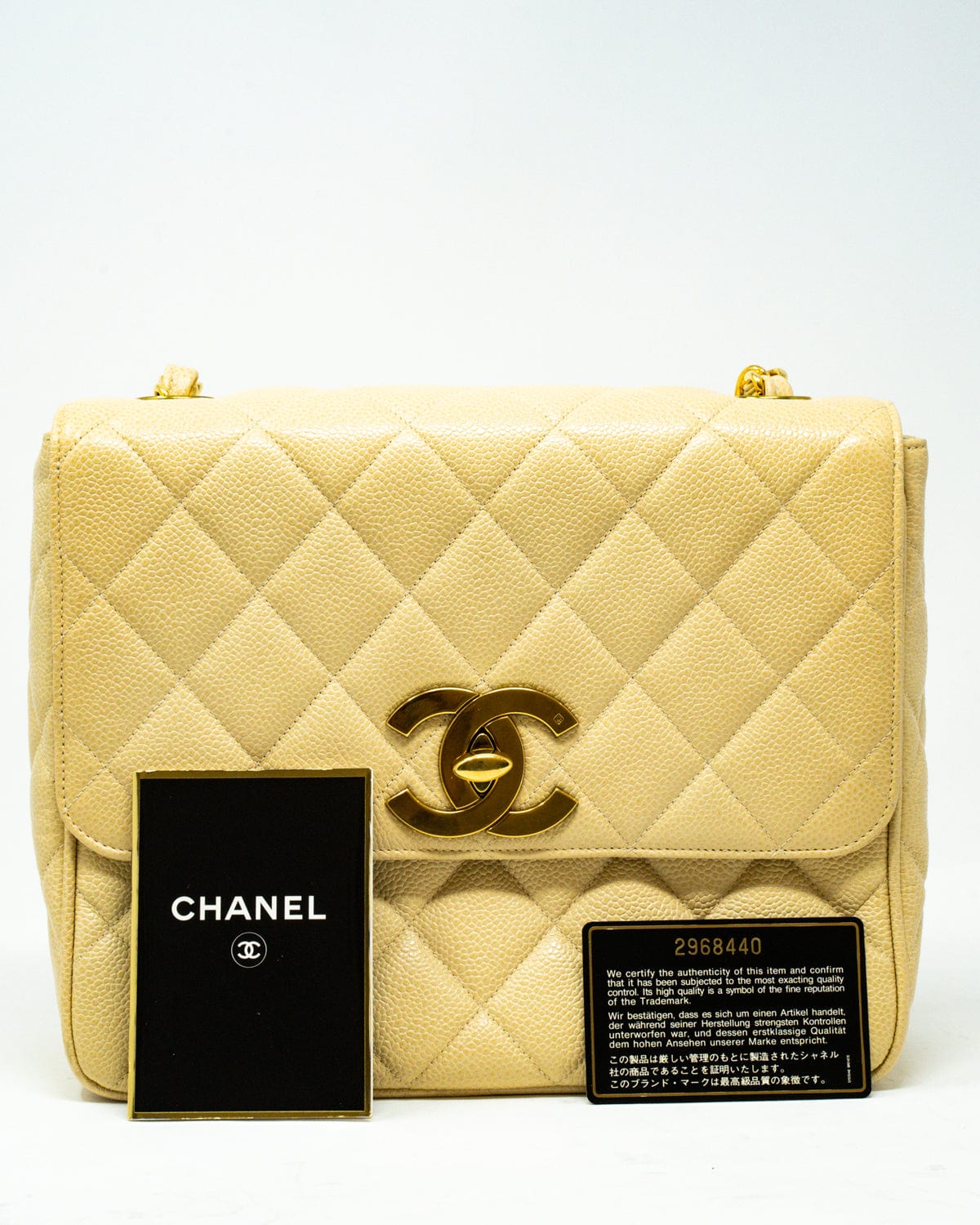 Chanel Chanel Caviar skin Satchel style crossbody bag with Jumbo CC lock - AWL2570