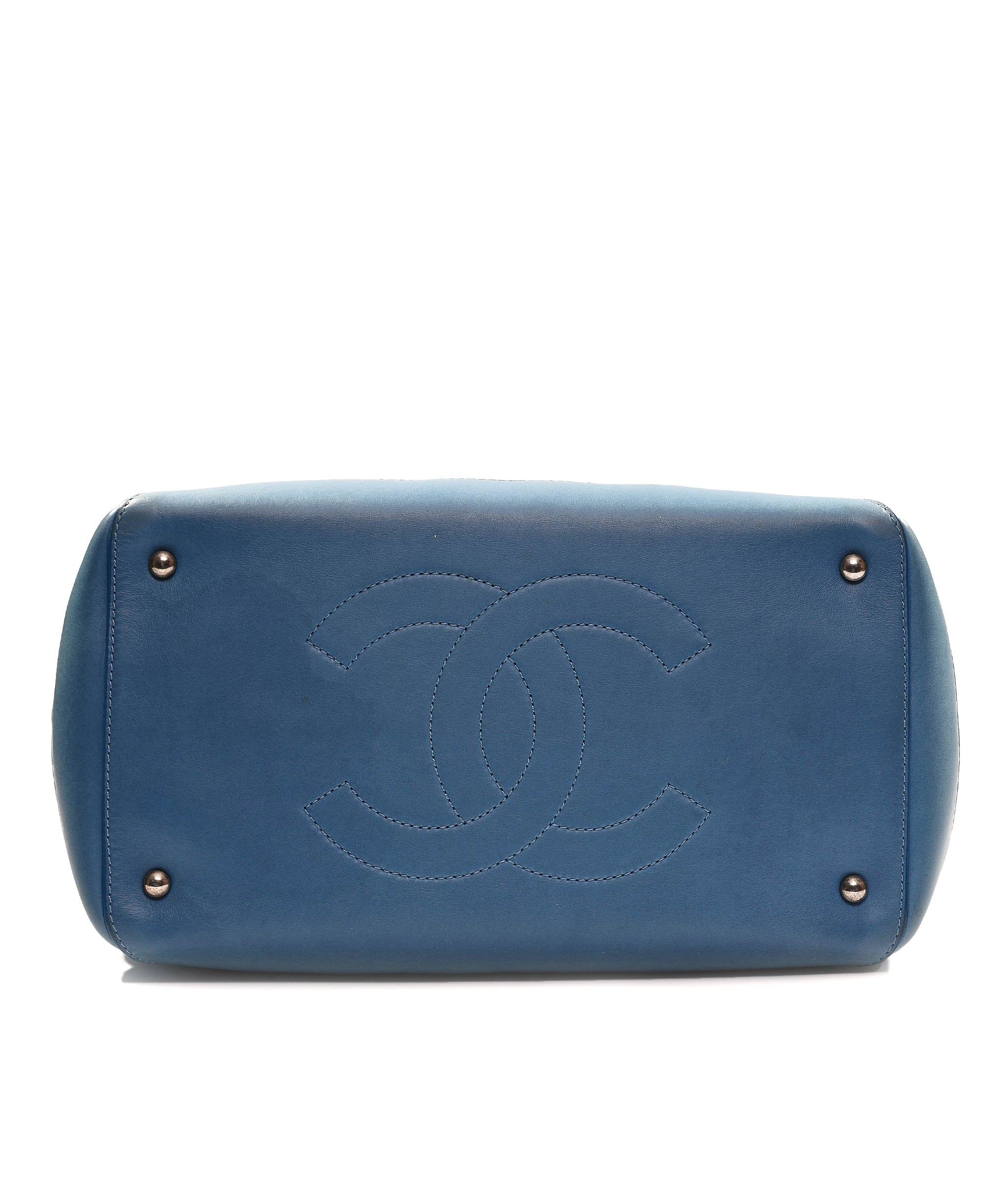 Chanel Chanel CC Charm Tote Blue SYC1018