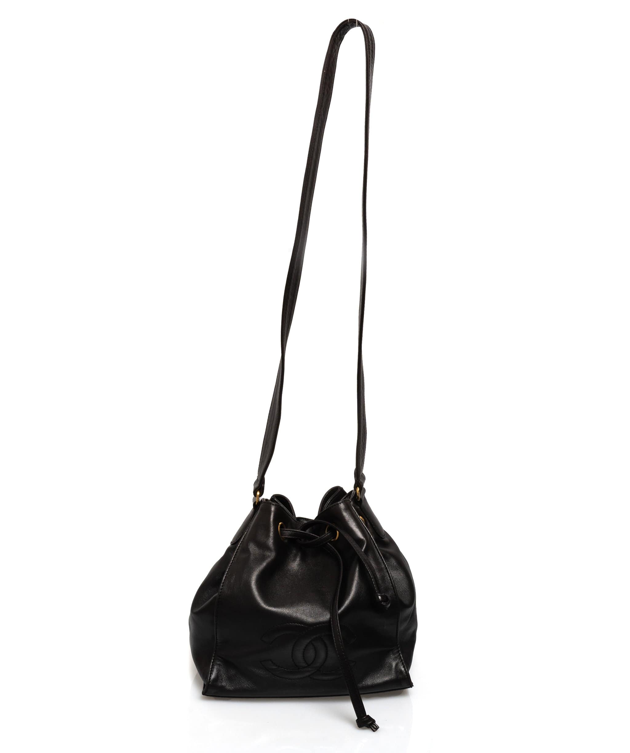 Chanel Chanel CC Drawstring Chain Shoulder Bag  - ASL1500