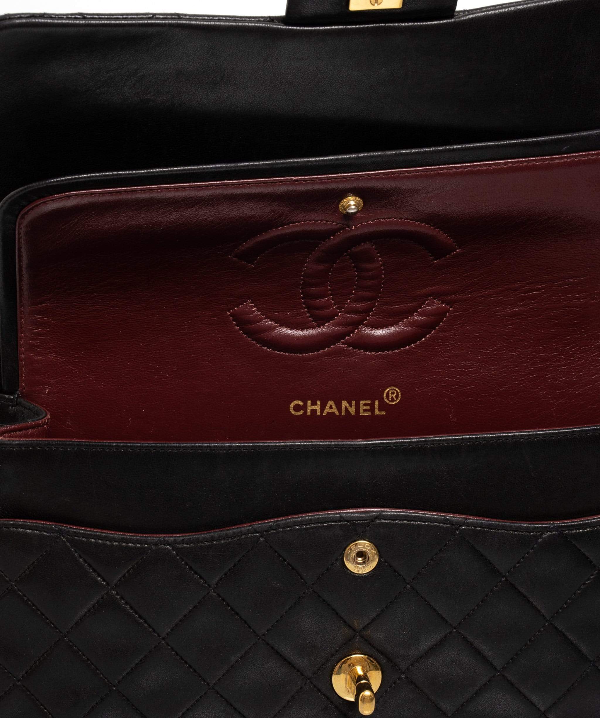 Chanel Chanel Classic 10" Medium Double flap Lambskin Bag - AWL1454