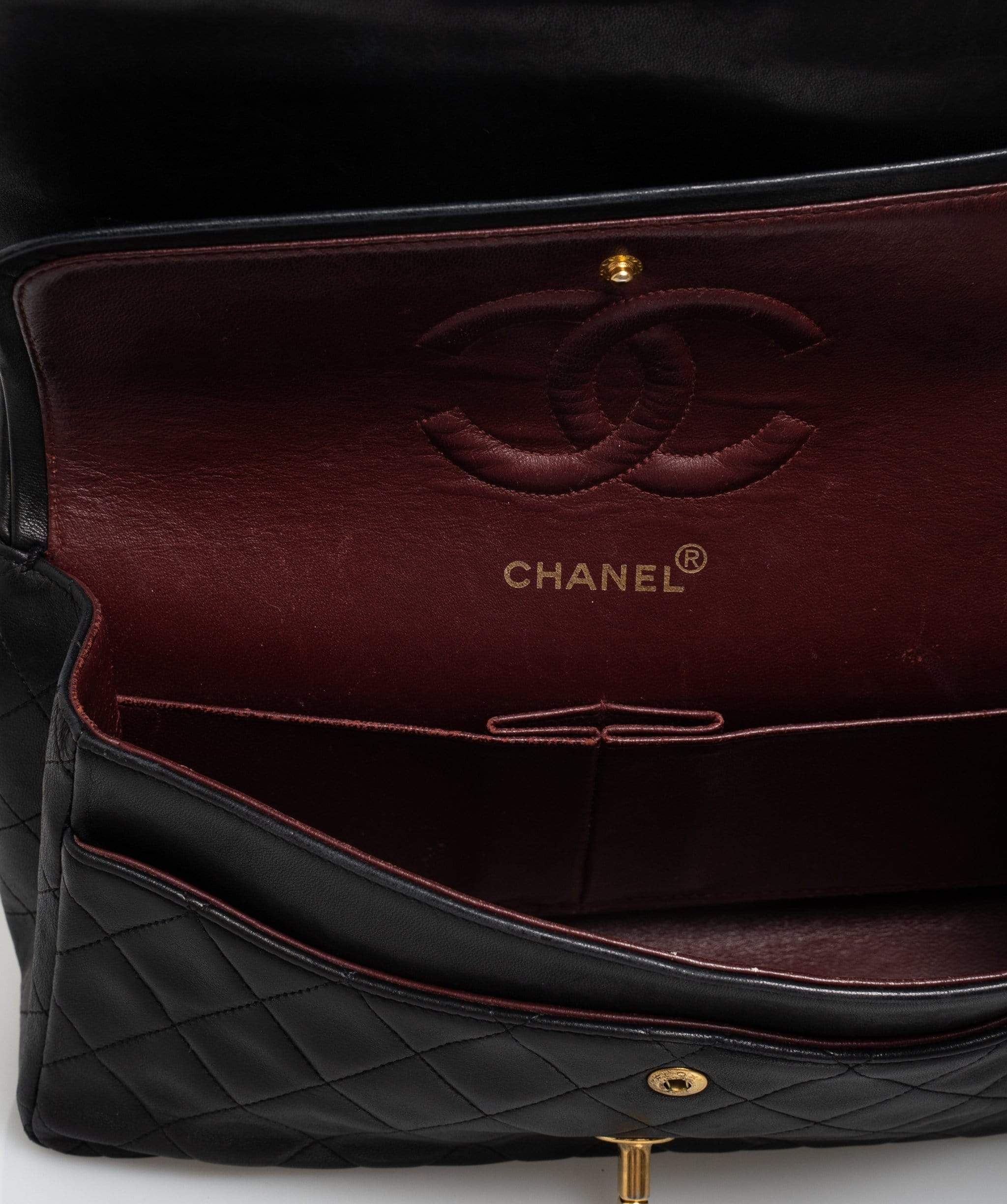 Chanel Chanel Classic Double Flap 10" Med - AWL1121