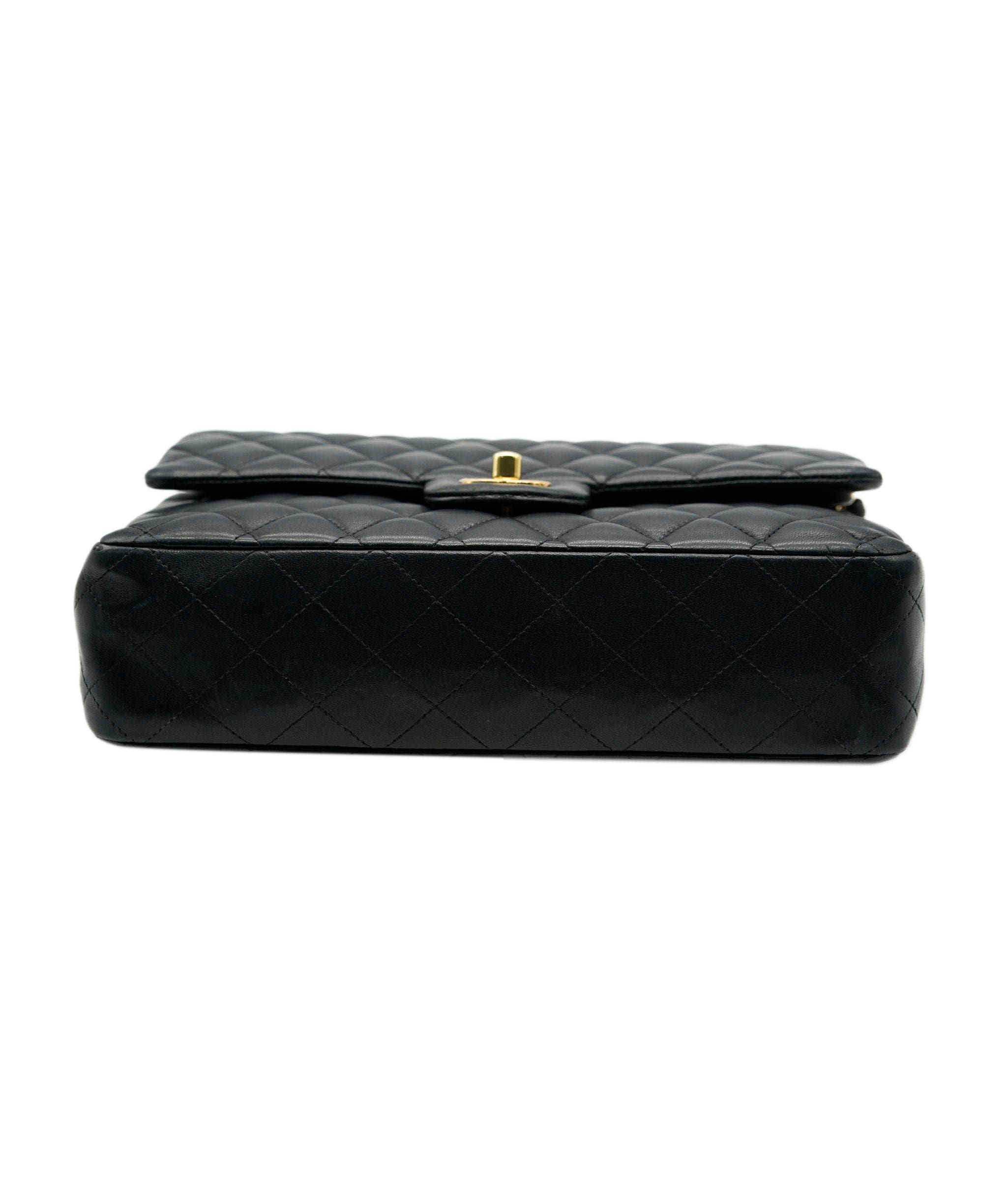 Chanel Chanel Classic Flap Black GHW Lambskin ASL5281