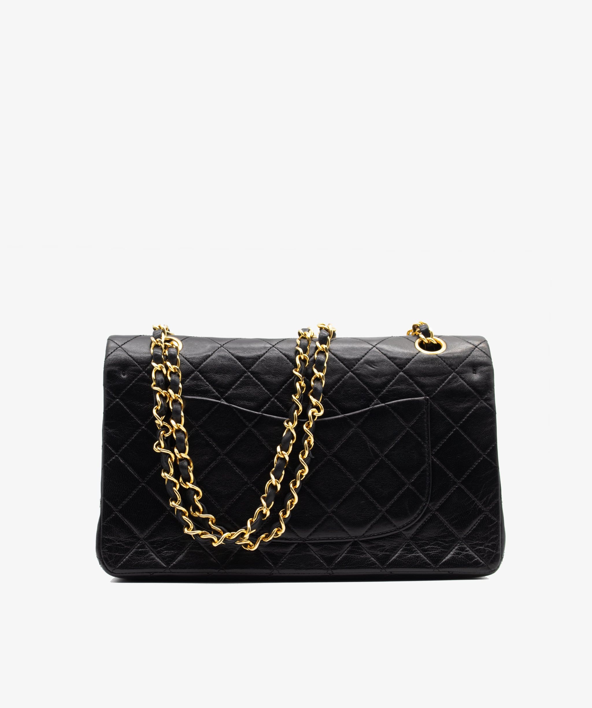 Chanel Chanel classic flap black lambskin medium