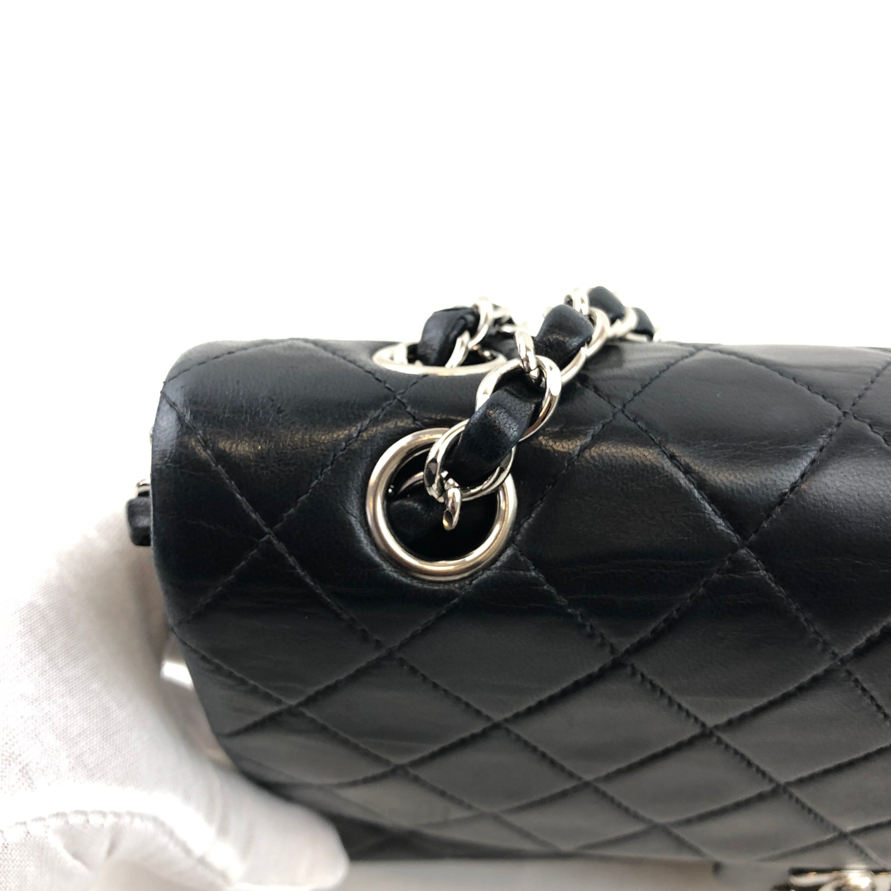 Chanel Chanel Classic Medium Double Flap PXL1044