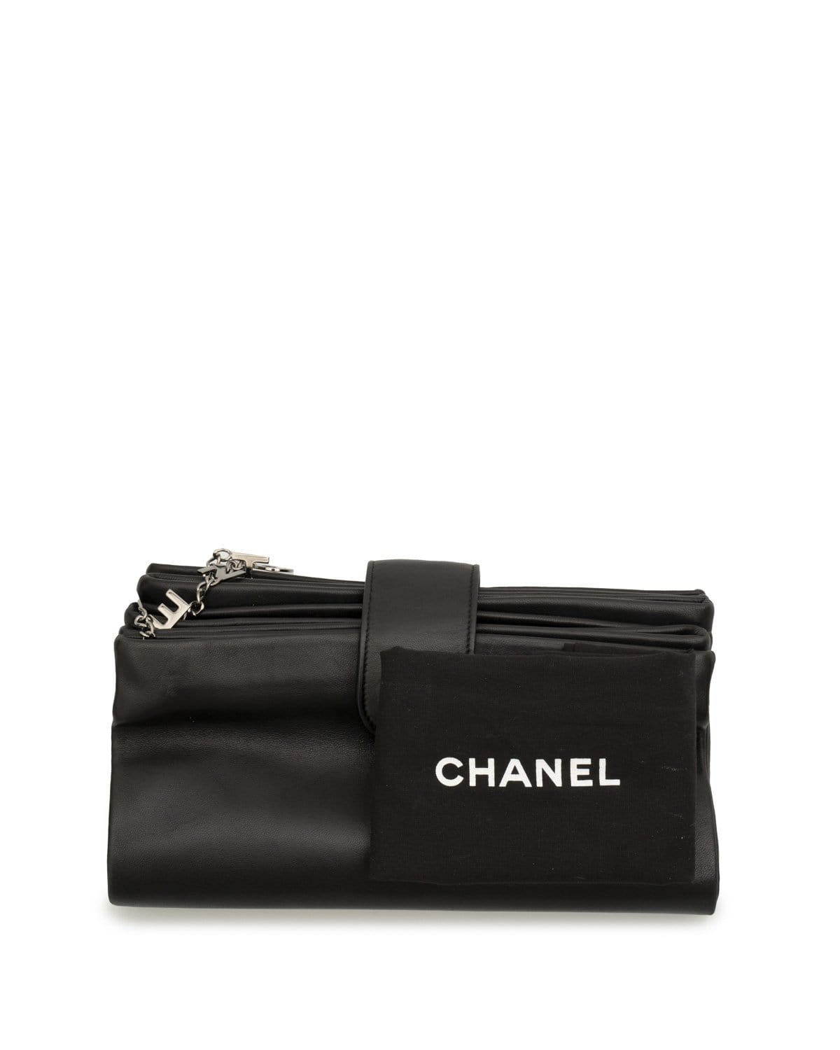 Chanel Chanel clutch globe with Charm detailing - ADL1657