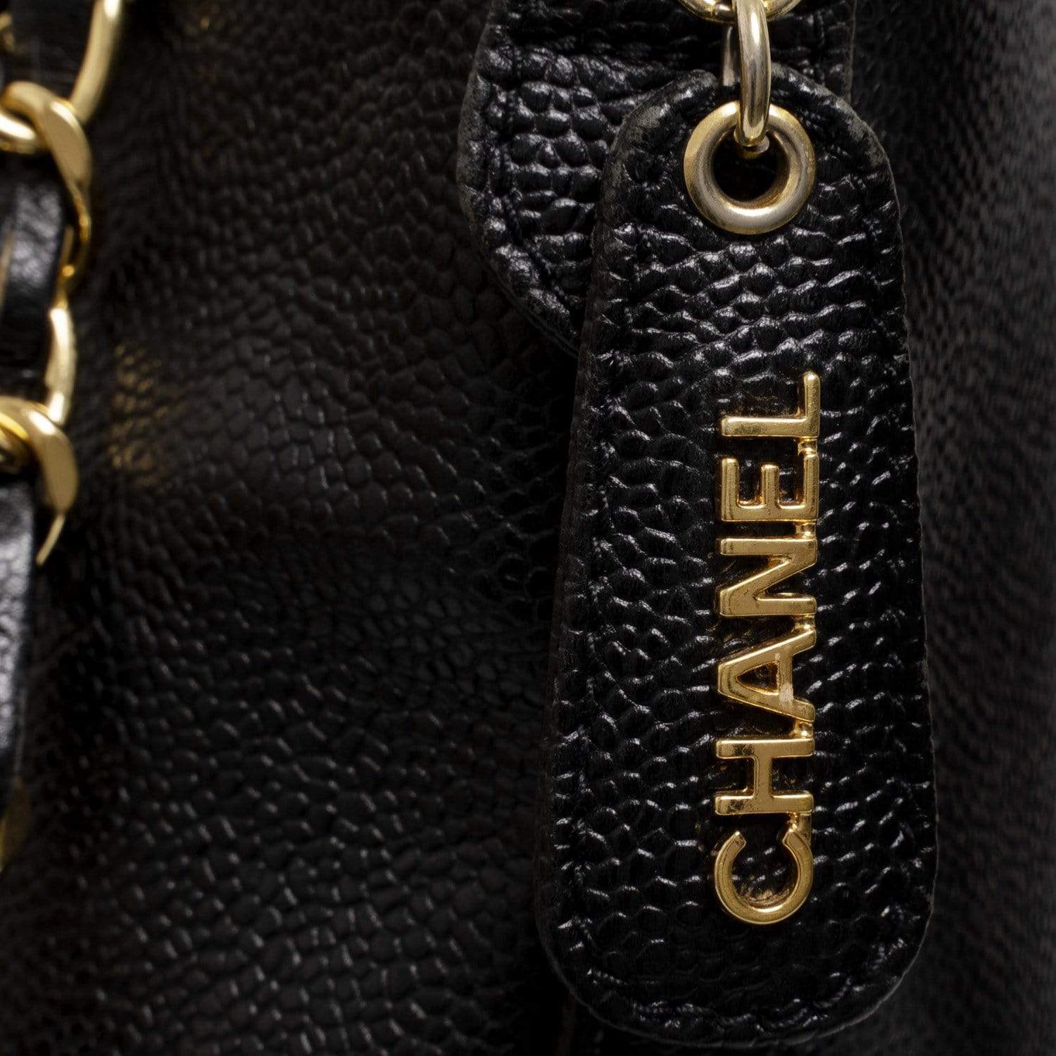 Chanel Chanel Coco Caviar Chain Shoulder Bag - RCL1181