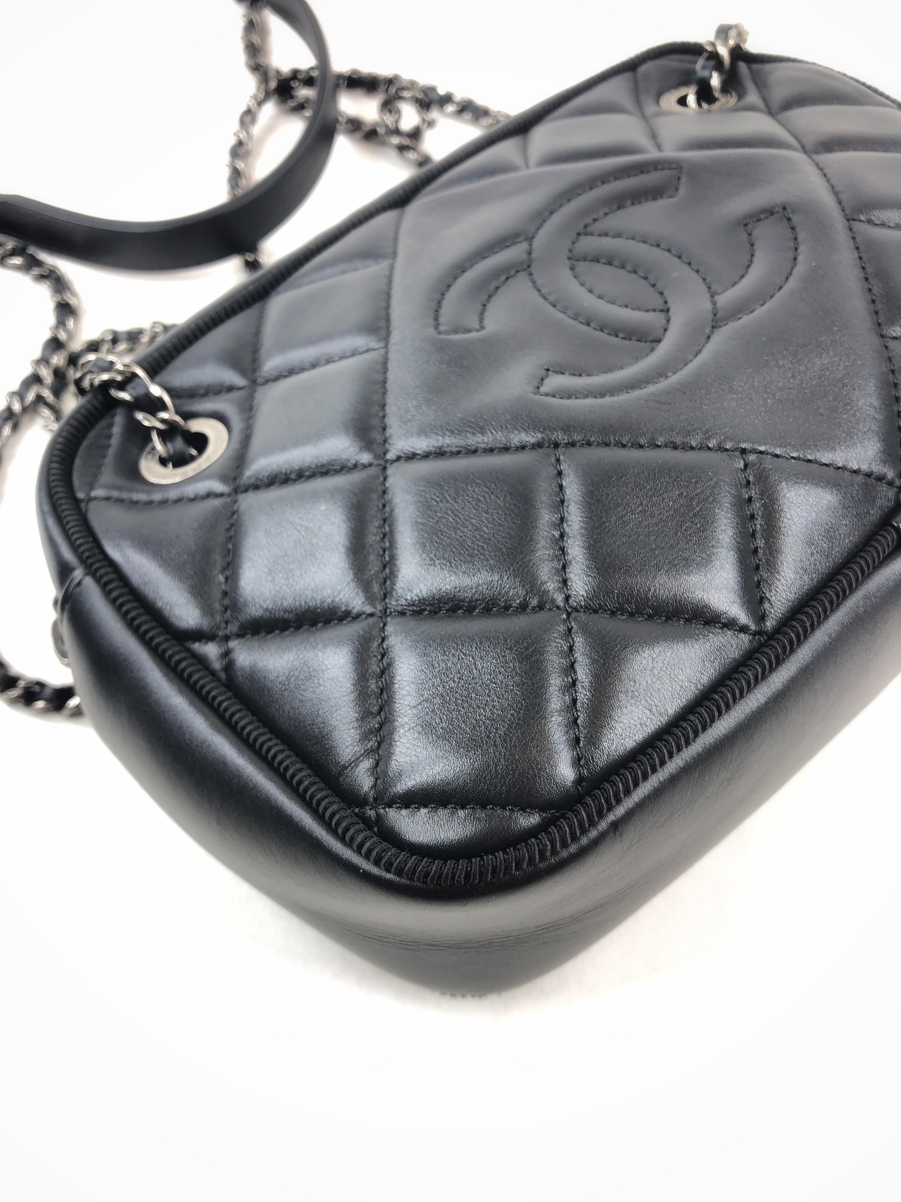 Chanel Chanel Coco Mark Mini Chain Shoulder 23s 20cm With Card S... PXL1737