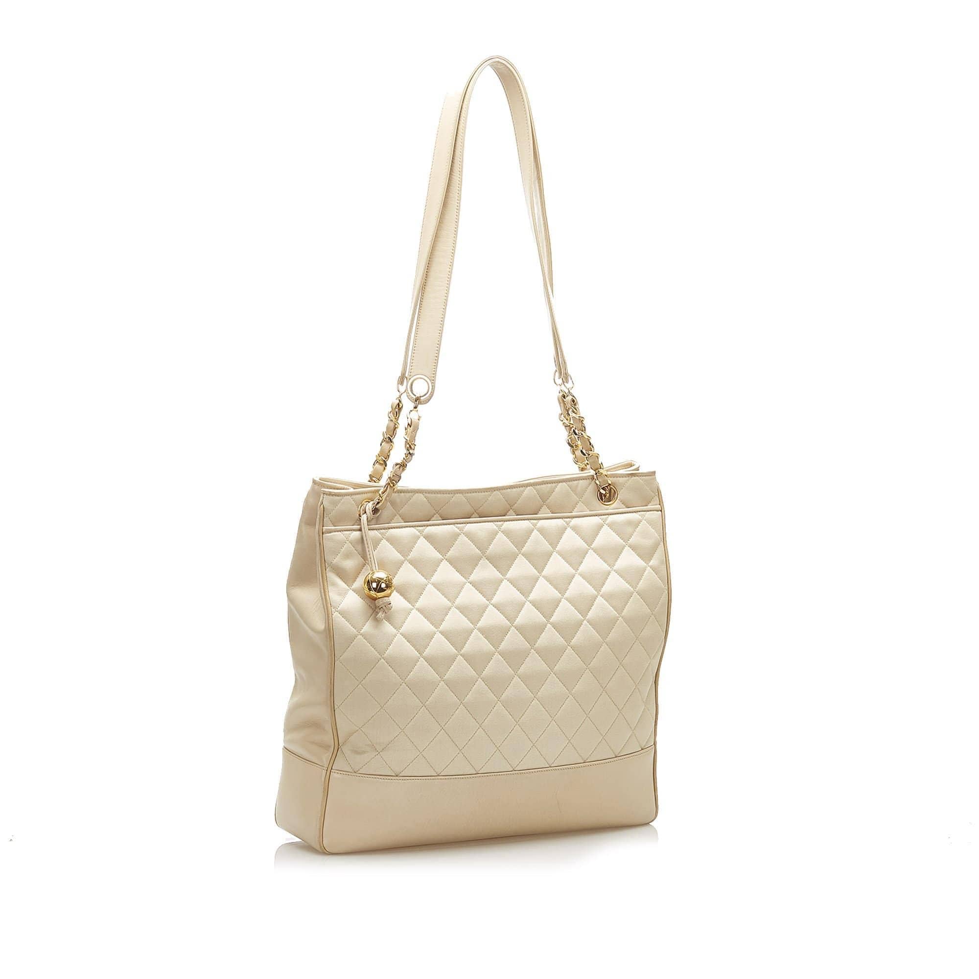 Chanel Chanel Cream Matelasse Leather Tote Bag  AWL1025