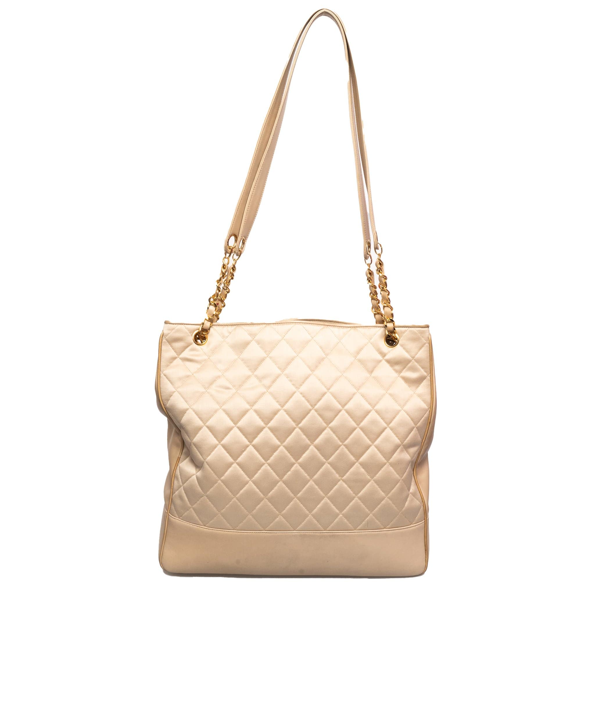 Chanel Chanel Cream Matelasse Leather Tote Bag  AWL1025