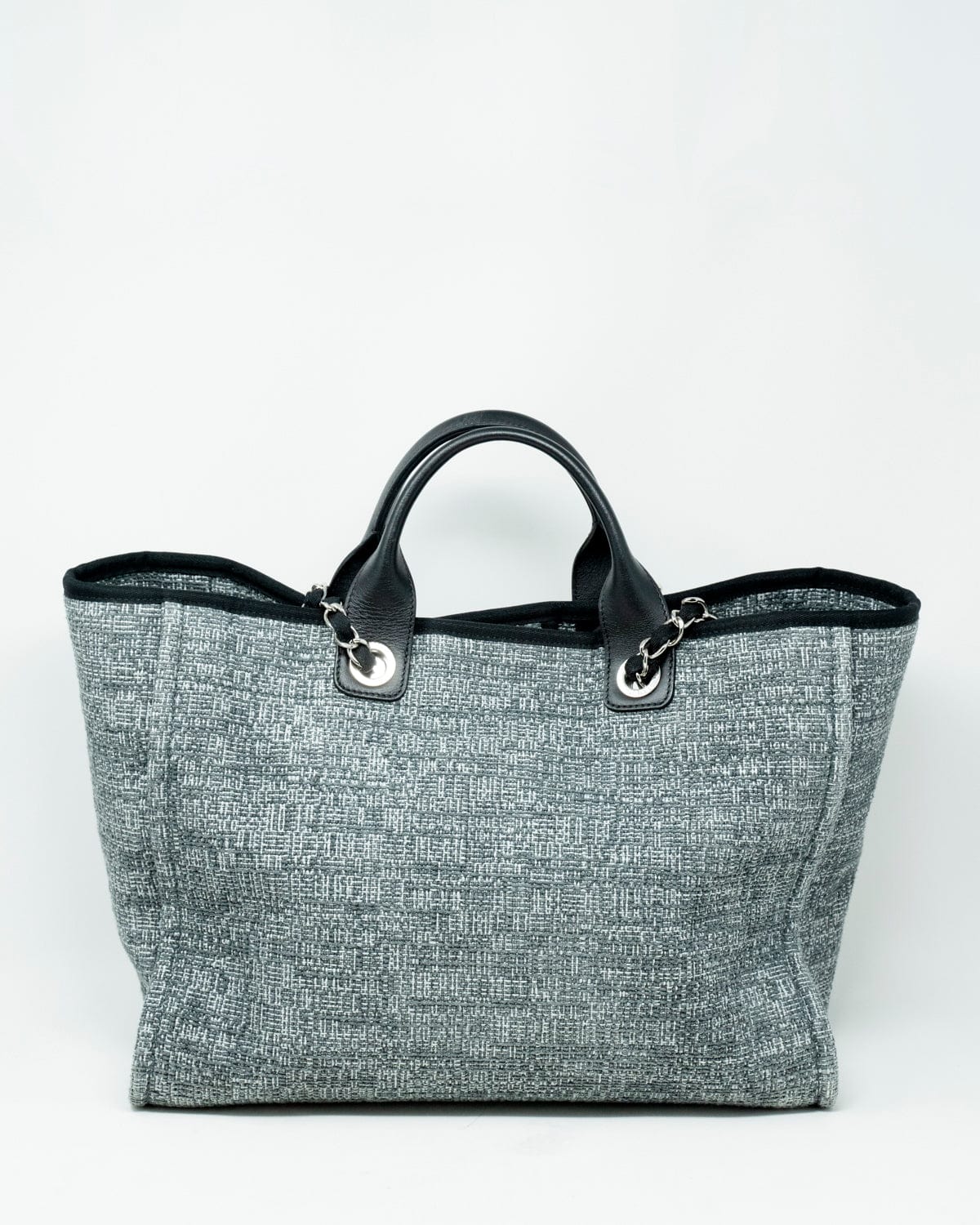 Chanel Chanel Deauville Grey - AWL3350