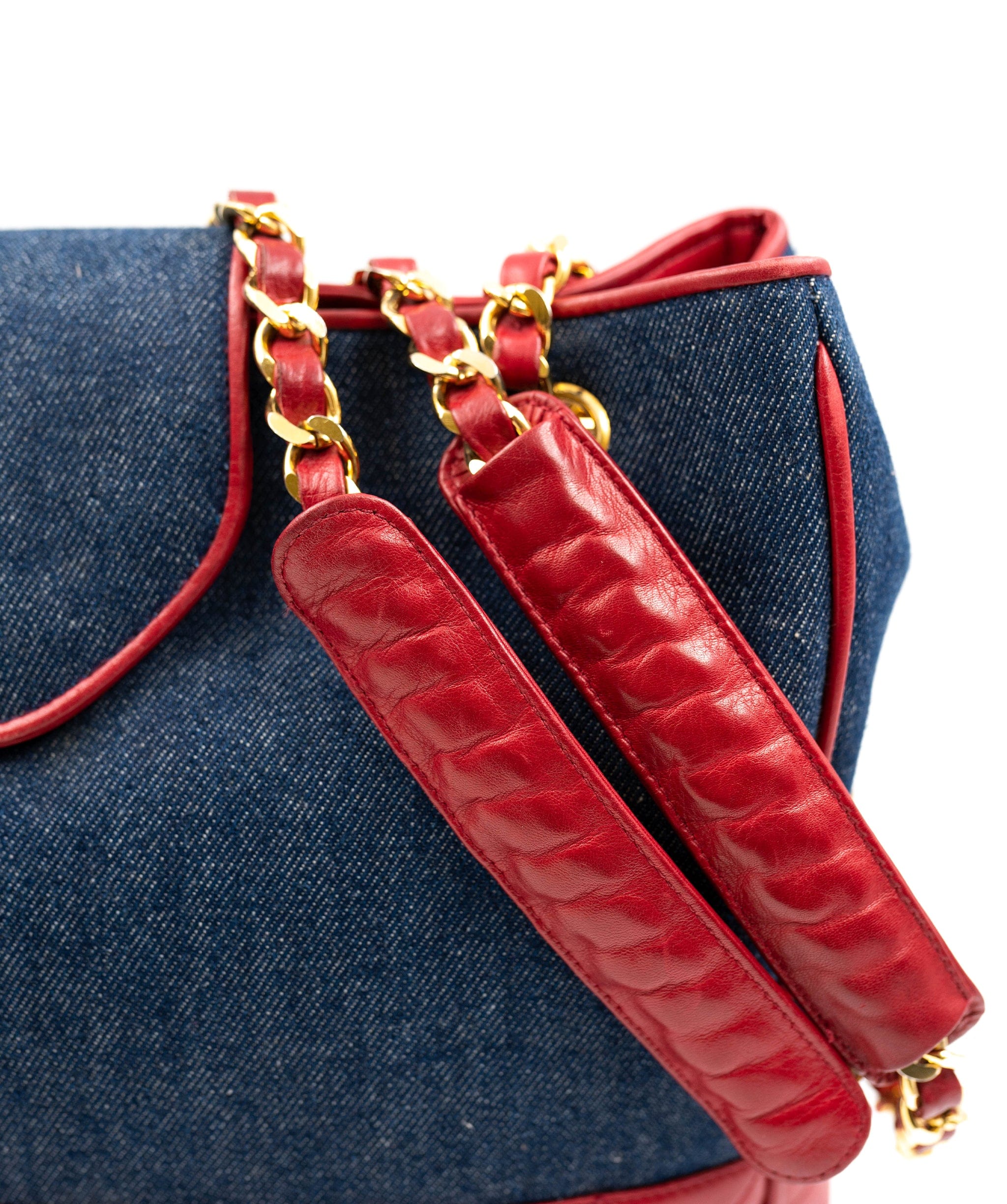 Chanel Chanel denim and red leather tote bag AGC1357