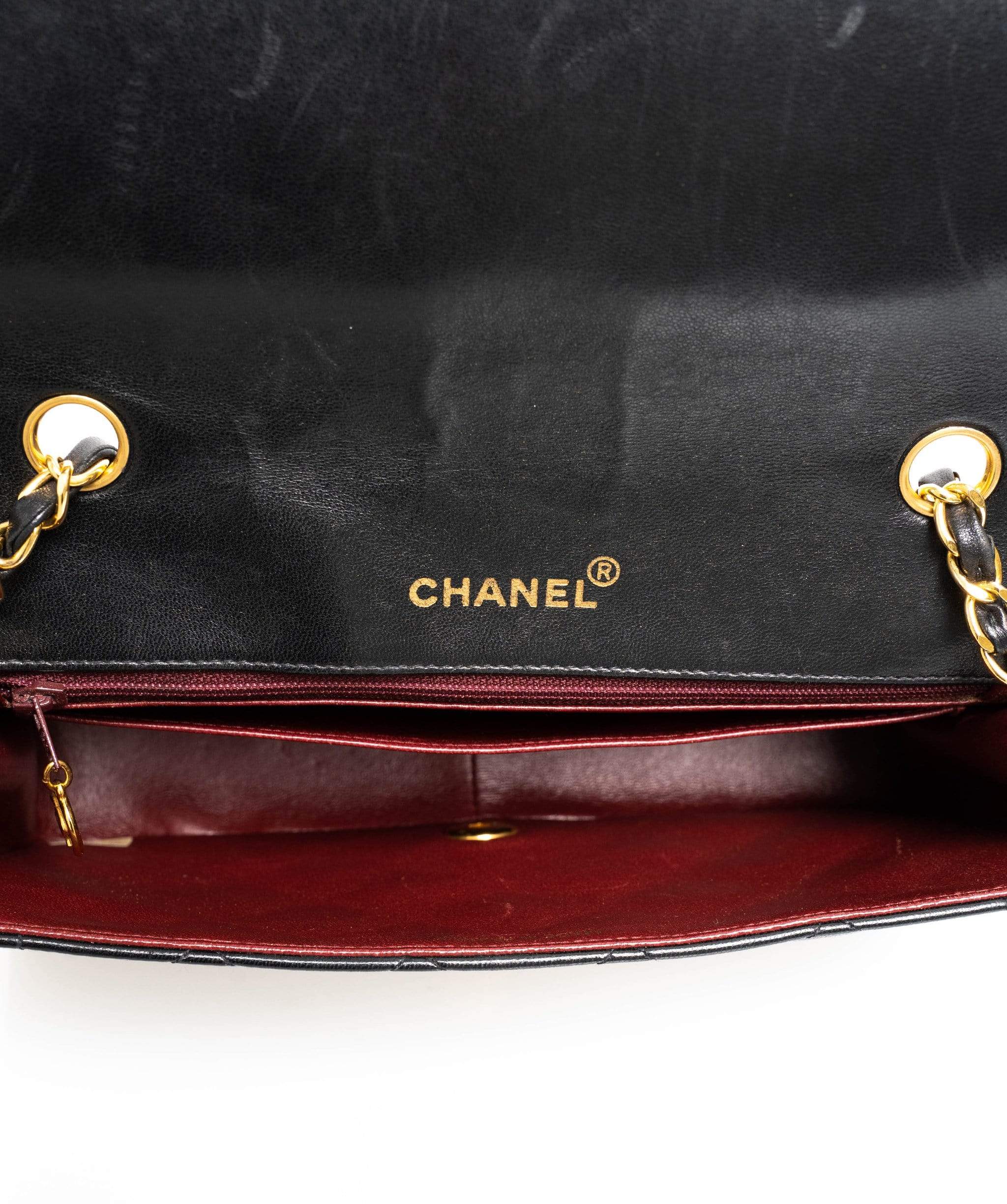 Chanel Chanel Diana Flap black lambskin bag - ASL1686