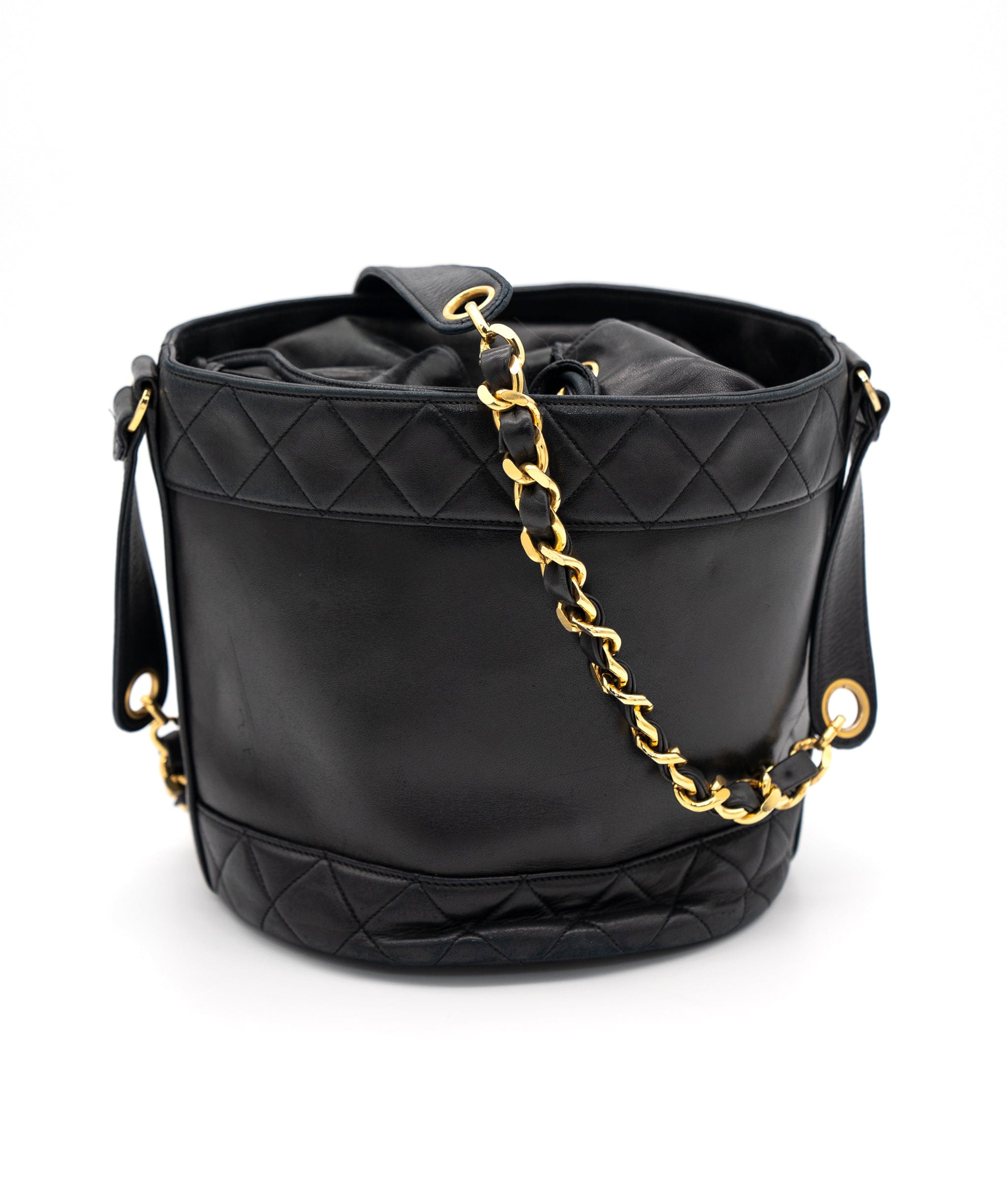 Chanel Chanel Drawstring Chain Shoulder Bag PXL1650