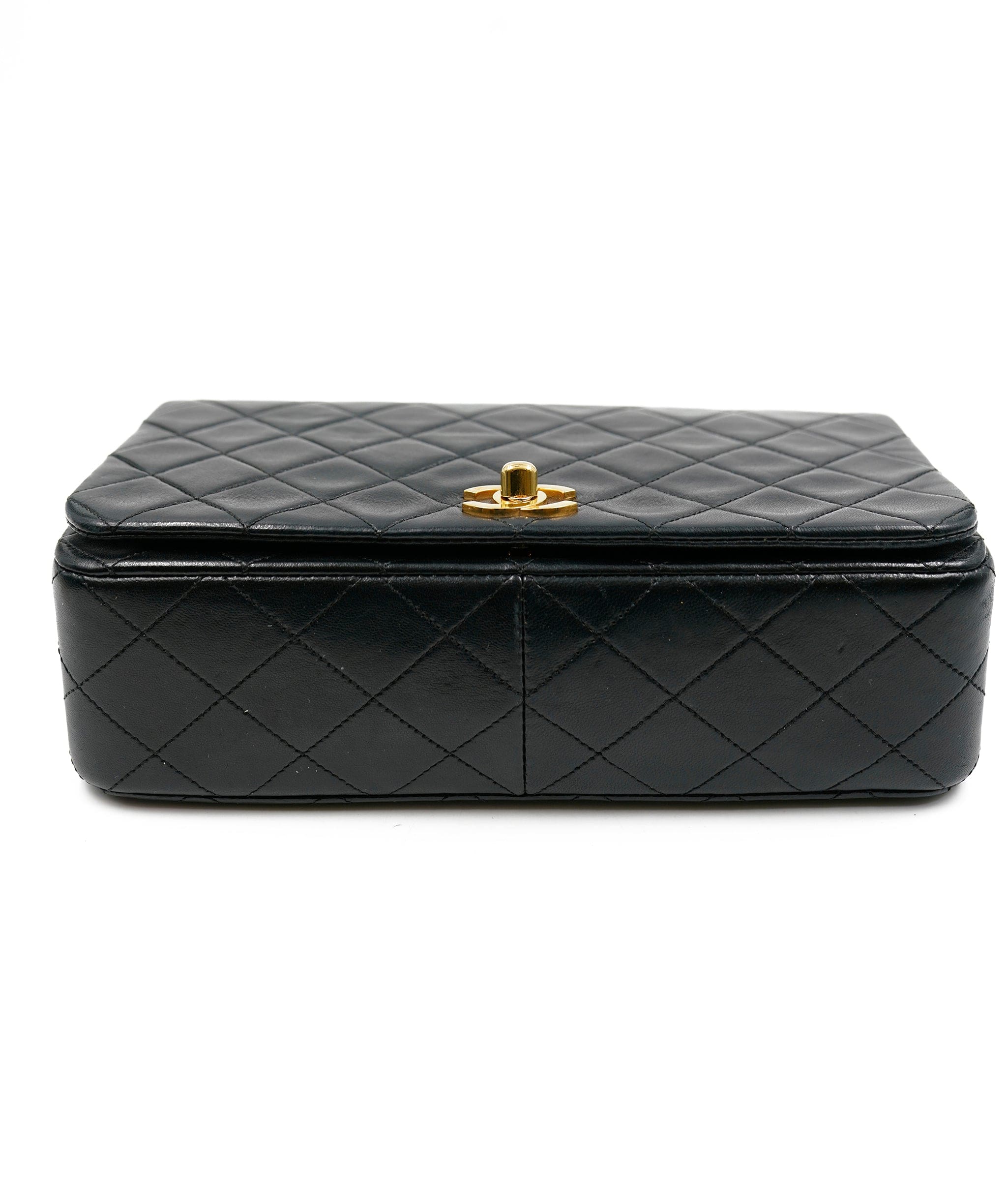 Chanel Chanel Full flap black bag - AWL4374