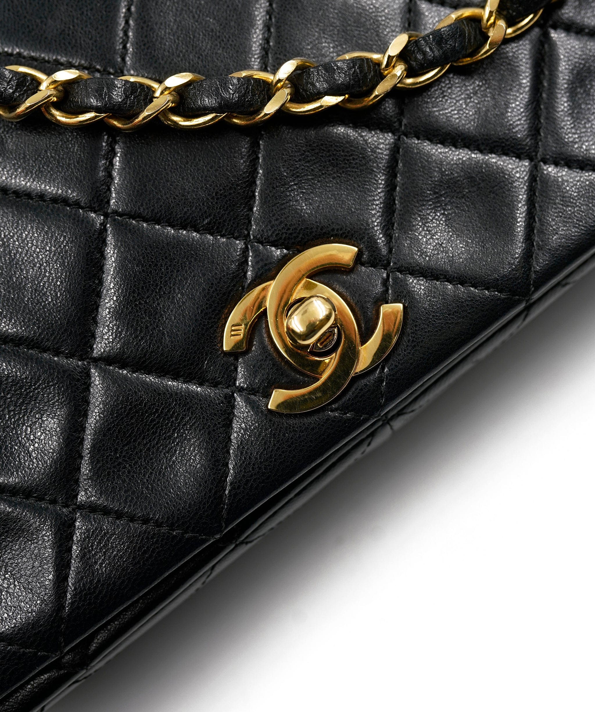 Chanel Chanel Full flap black bag - AWL4374