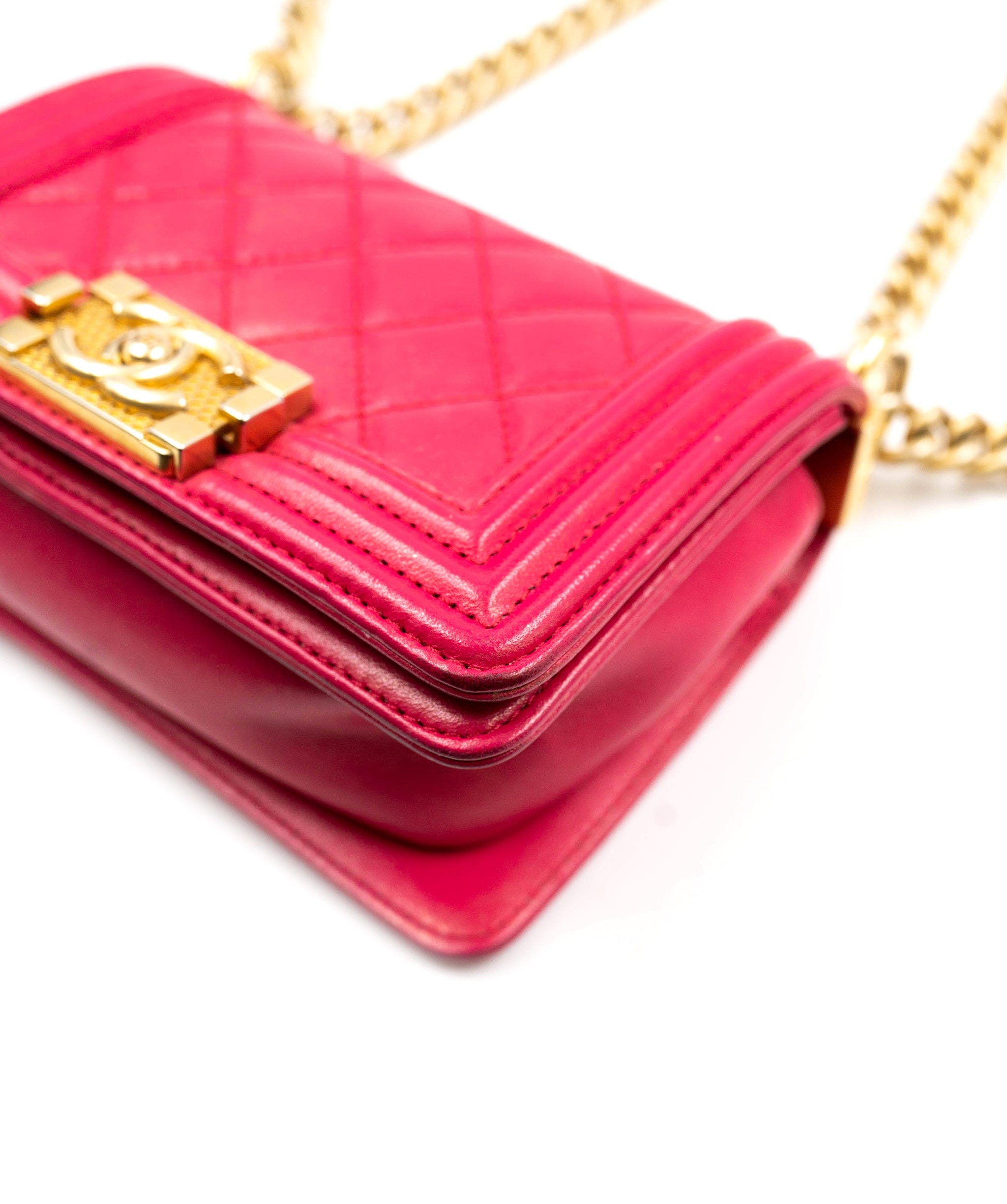 Chanel Chanel Fuschia Pink Mini Boy Shoulder Bag - AWC1302